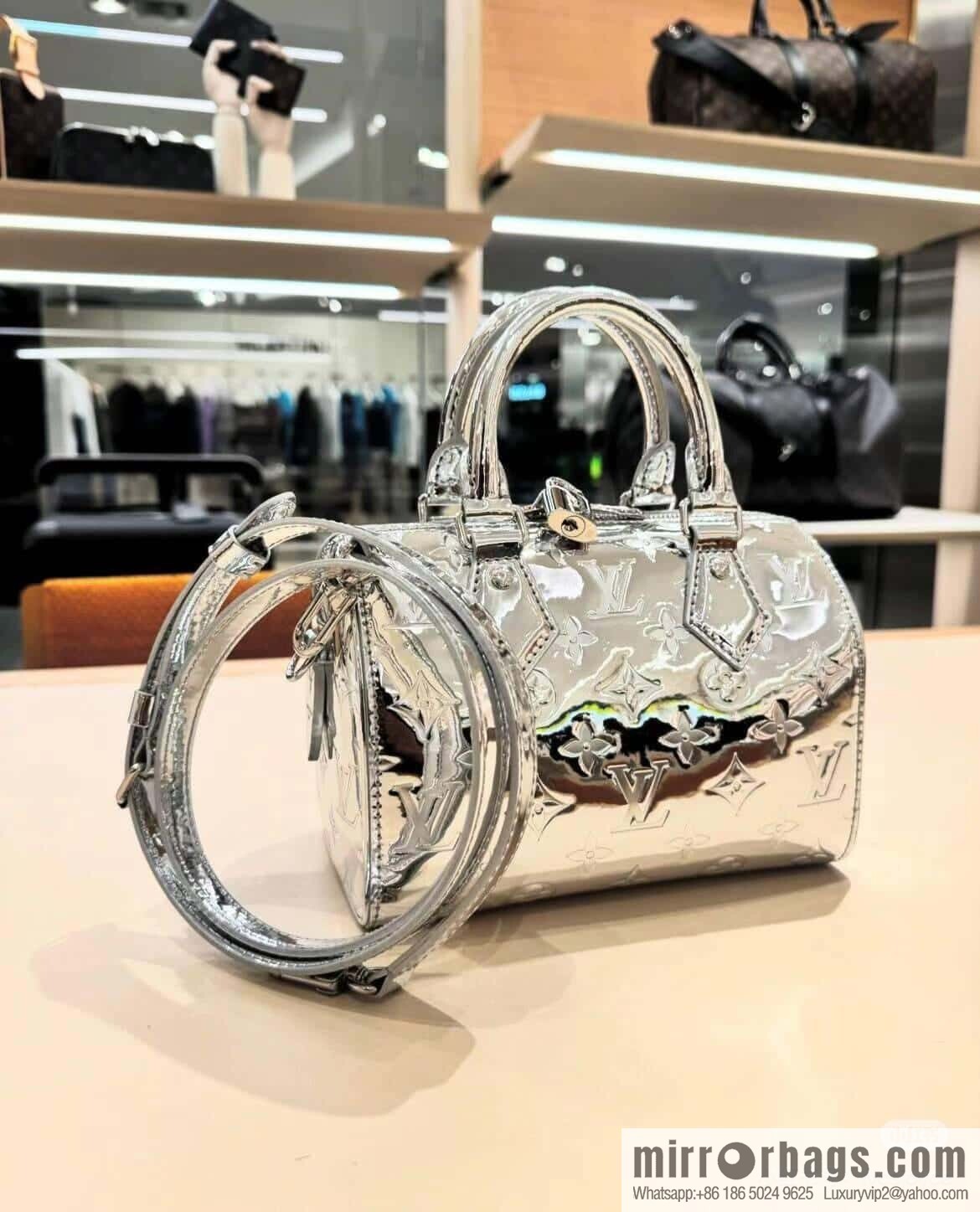 [Boutique‑grade] M11987 silver patent leather, pillow bag speedy series SPEEDY BANDOULIZRE 20 handbag