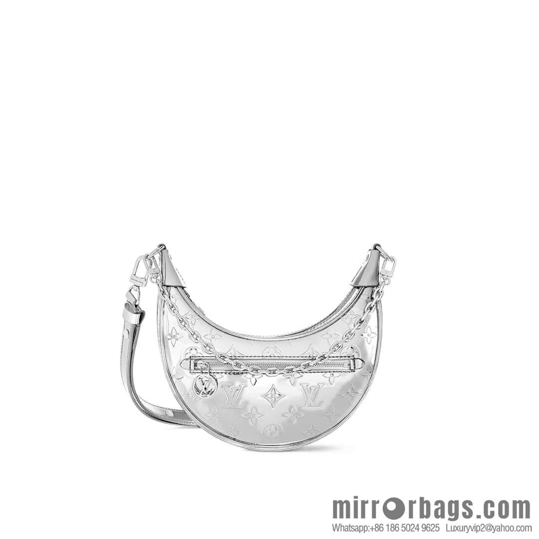 [Boutique‑grade] M11833 silver patent leather, chain moon bag series LOOP handbag