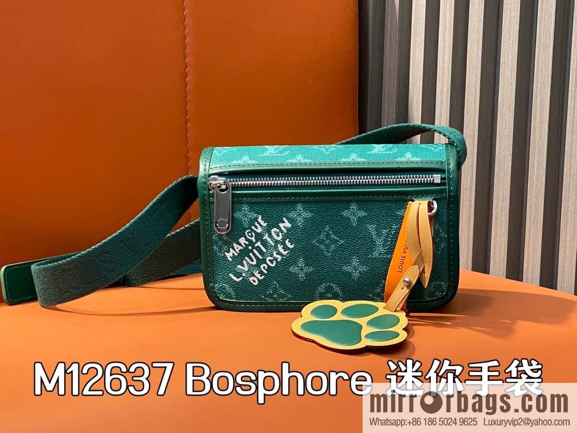 [Boutique‑grade] M12637 green silk screen, men's bag messenger bag series Bosphore mini handbag