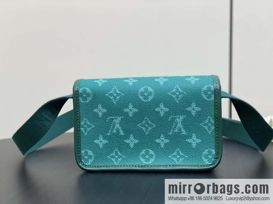 [Boutique‑grade] M12637 green silk screen, men's bag messenger bag series Bosphore mini handbag