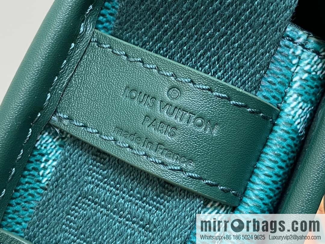 [Boutique‑grade] M12637 green silk screen, men's bag messenger bag series Bosphore mini handbag