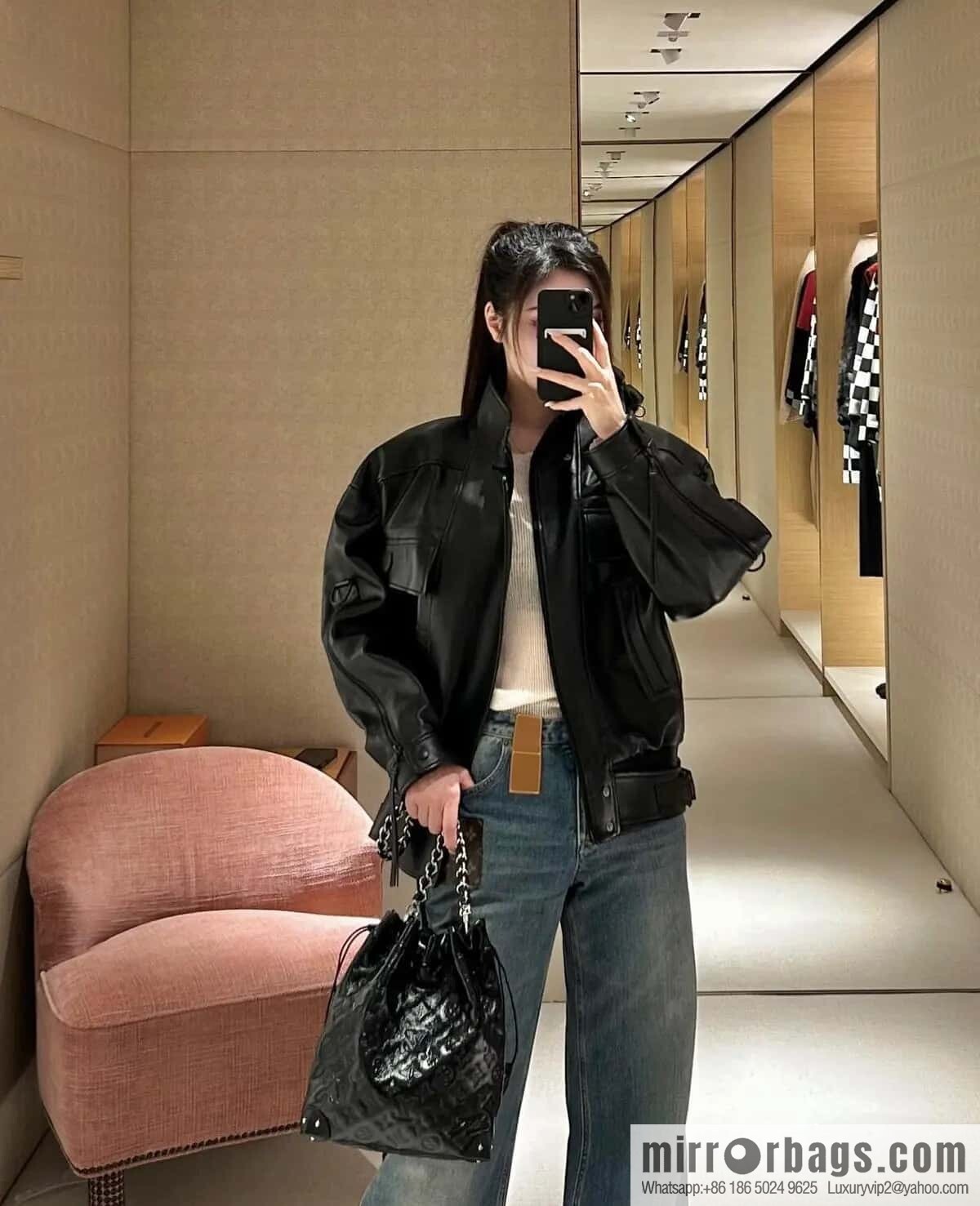 [Boutique‑grade] M13484 black sheepskin, bucket bag series NOÉTRUNK small handbag 2025 Cruise early spring series reversion of the classic Noé handbag