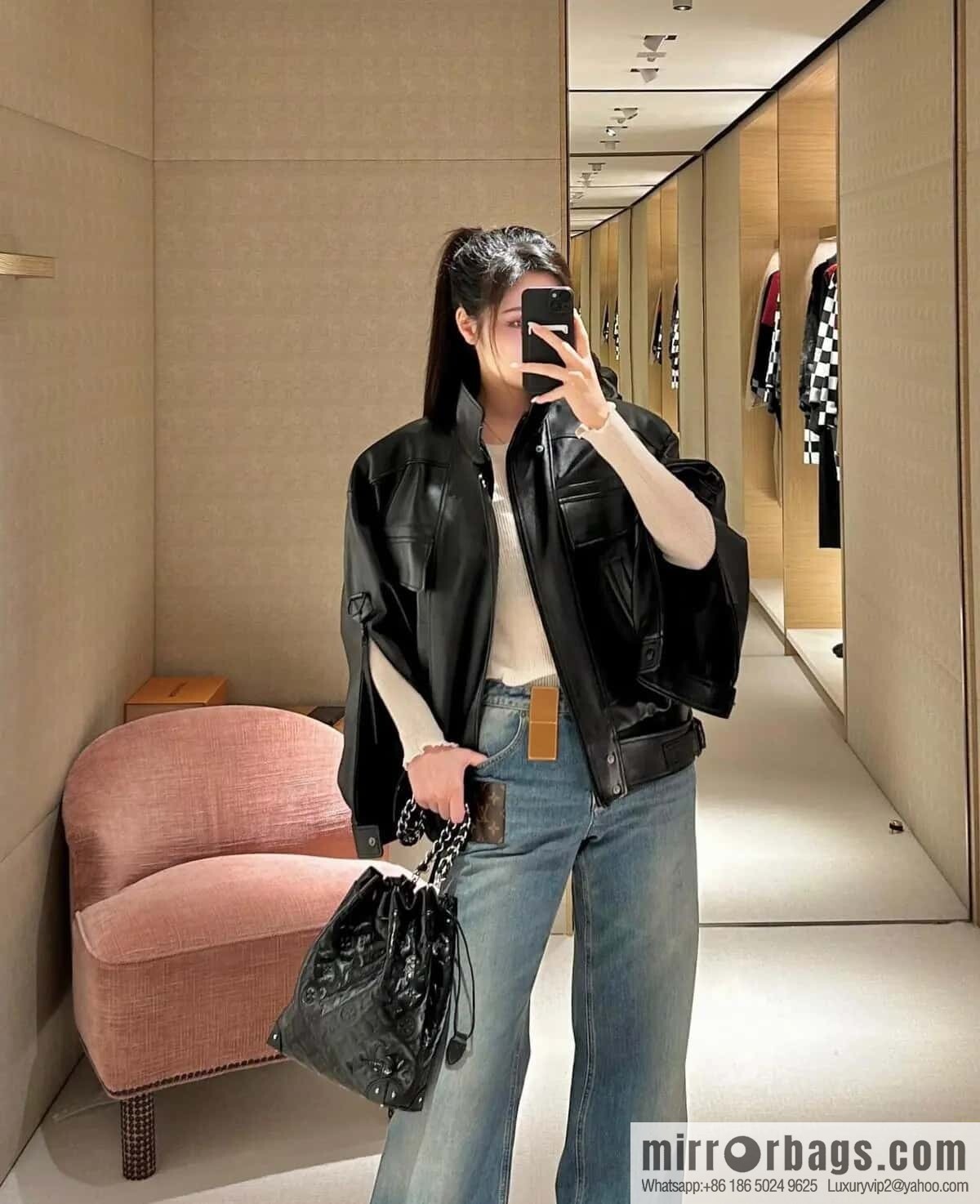 [Boutique‑grade] M13484 black sheepskin, bucket bag series NOÉTRUNK small handbag 2025 Cruise early spring series reversion of the classic Noé handbag