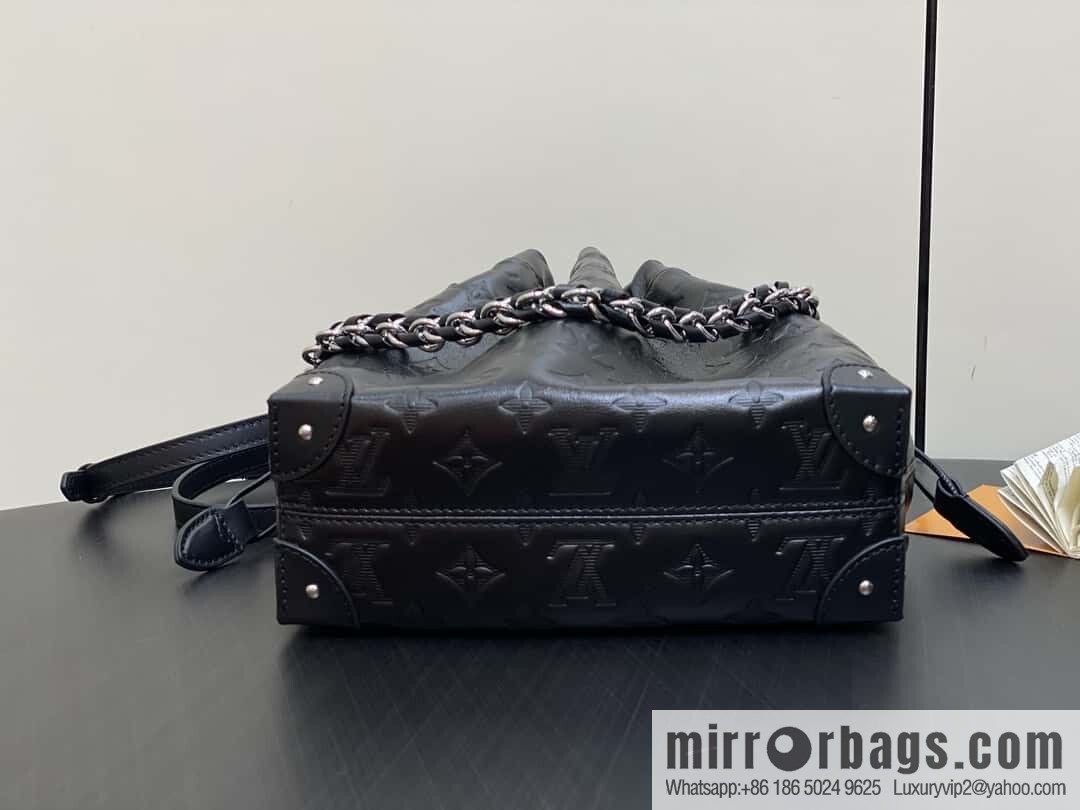 [Boutique‑grade] M13484 black sheepskin, bucket bag series NOÉTRUNK small handbag 2025 Cruise early spring series reversion of the classic Noé handbag