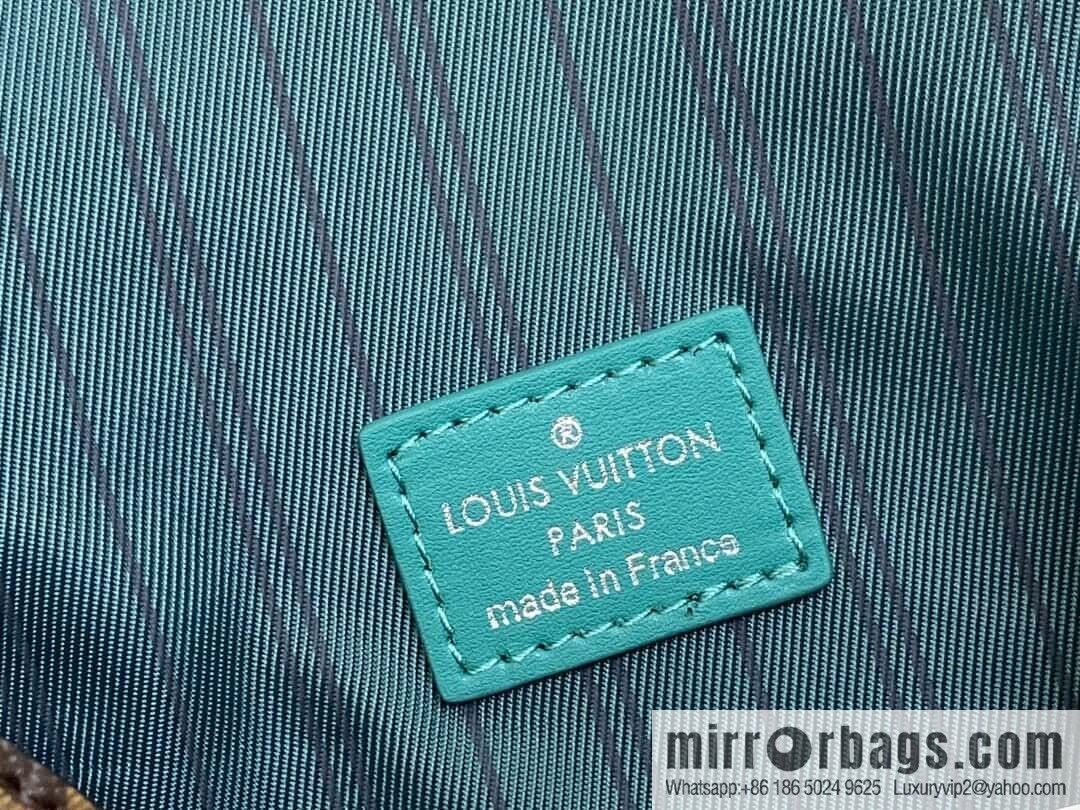 [Boutique‑grade] M12080 presbyopia/green, men's bag messenger bag series, this Steamer mini handbag.
