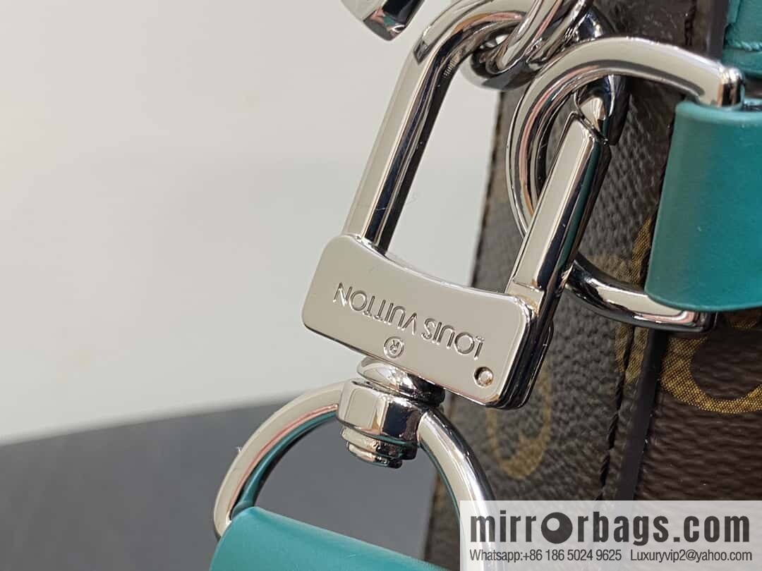 [Boutique‑grade] M12766 presbyopia/green, men's bag three-piece series TRIO messenger bag