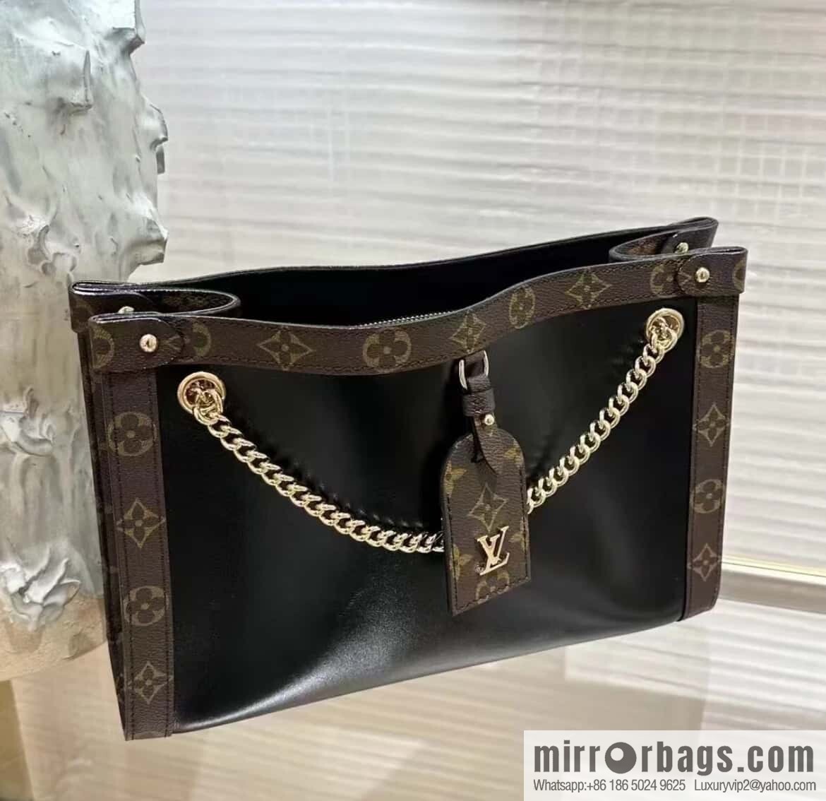 [Boutique‑grade] M13140 black/presbyopia, tote bag series Nova PM tote bag