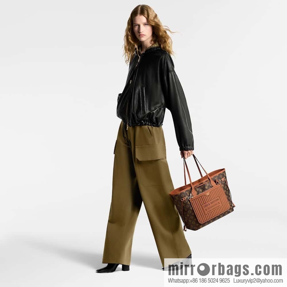 LV M12061 REVERSIBLE Neverfull Inside Out MM