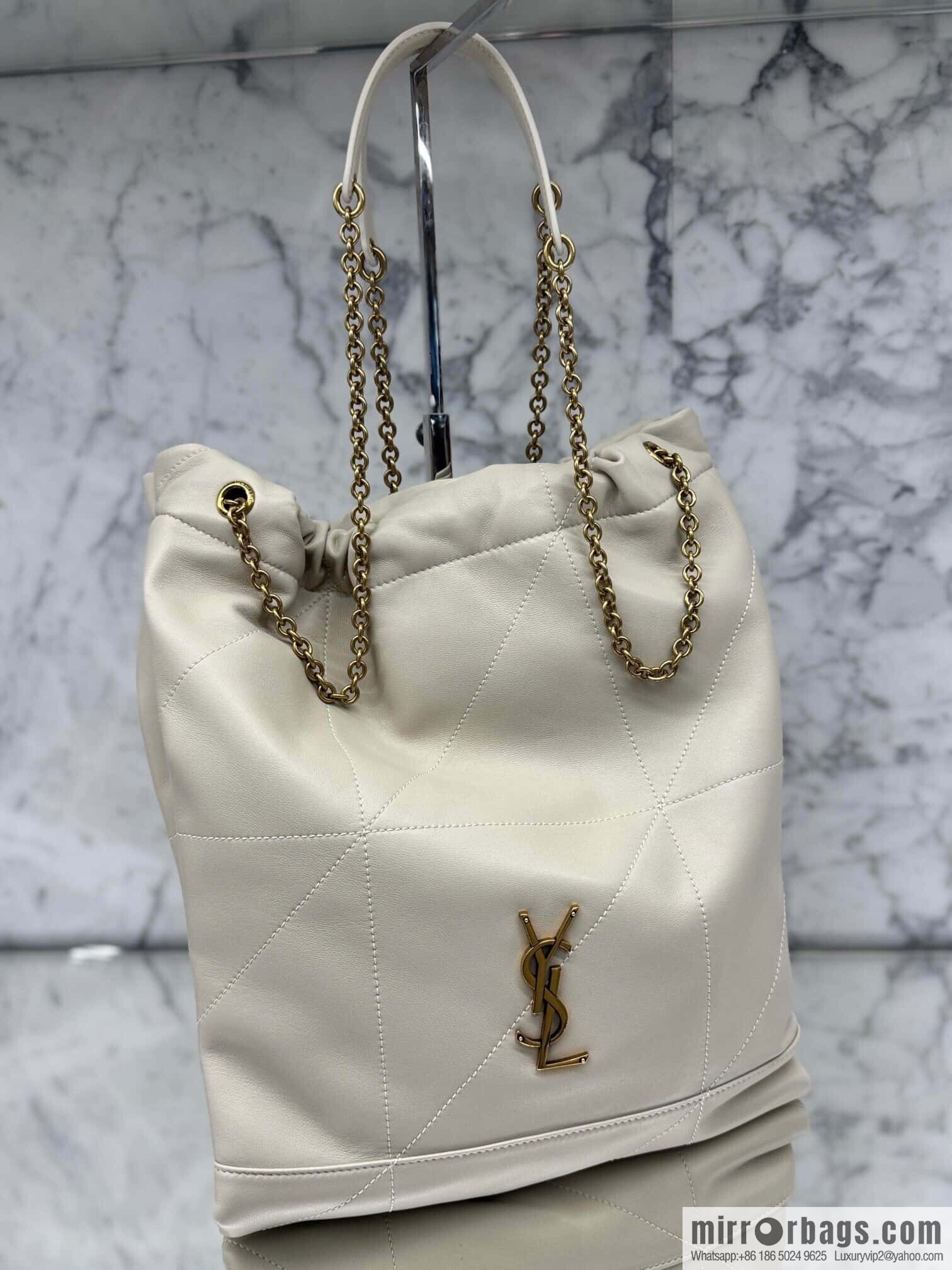 YSL 𝗝𝗔𝗠𝗜𝗘 𝟰.𝟯 𝗣𝗢𝗖𝗛𝗢𝗡 sheep leather clutch bag 781666 white