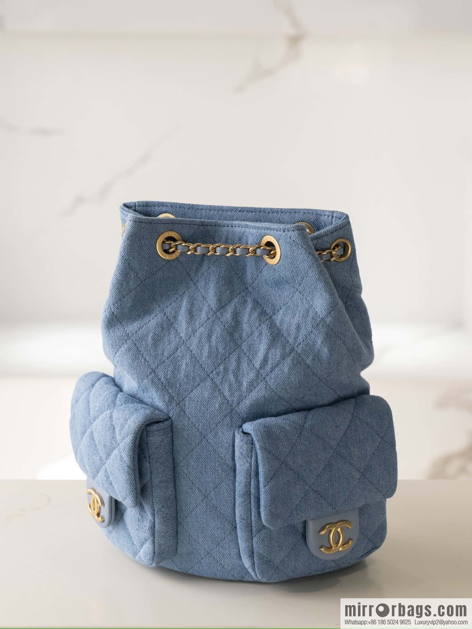 𝐂𝐡𝐚𝐧𝐞𝐥 𝟐𝟓𝐜 early spring, light denim backpack 🦋 AS5310