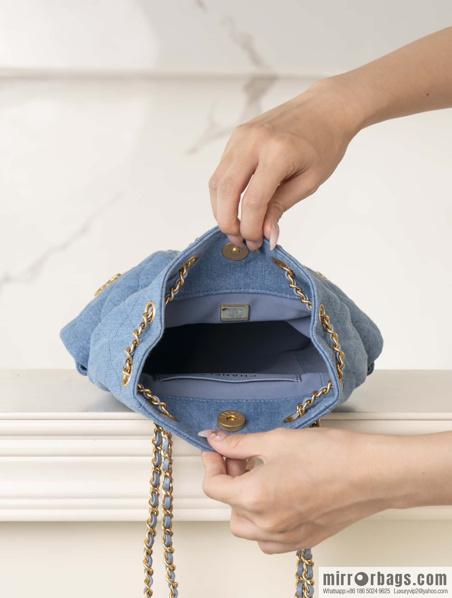 𝐂𝐡𝐚𝐧𝐞𝐥 𝟐𝟓𝐜 early spring, light denim backpack 🦋 AS5310