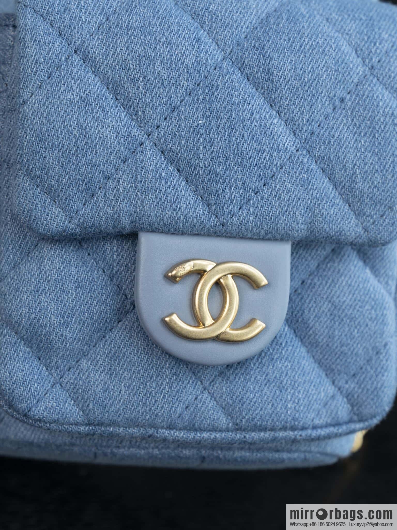 𝐂𝐡𝐚𝐧𝐞𝐥 𝟐𝟓𝐜 early spring, light denim backpack 🦋 AS5310