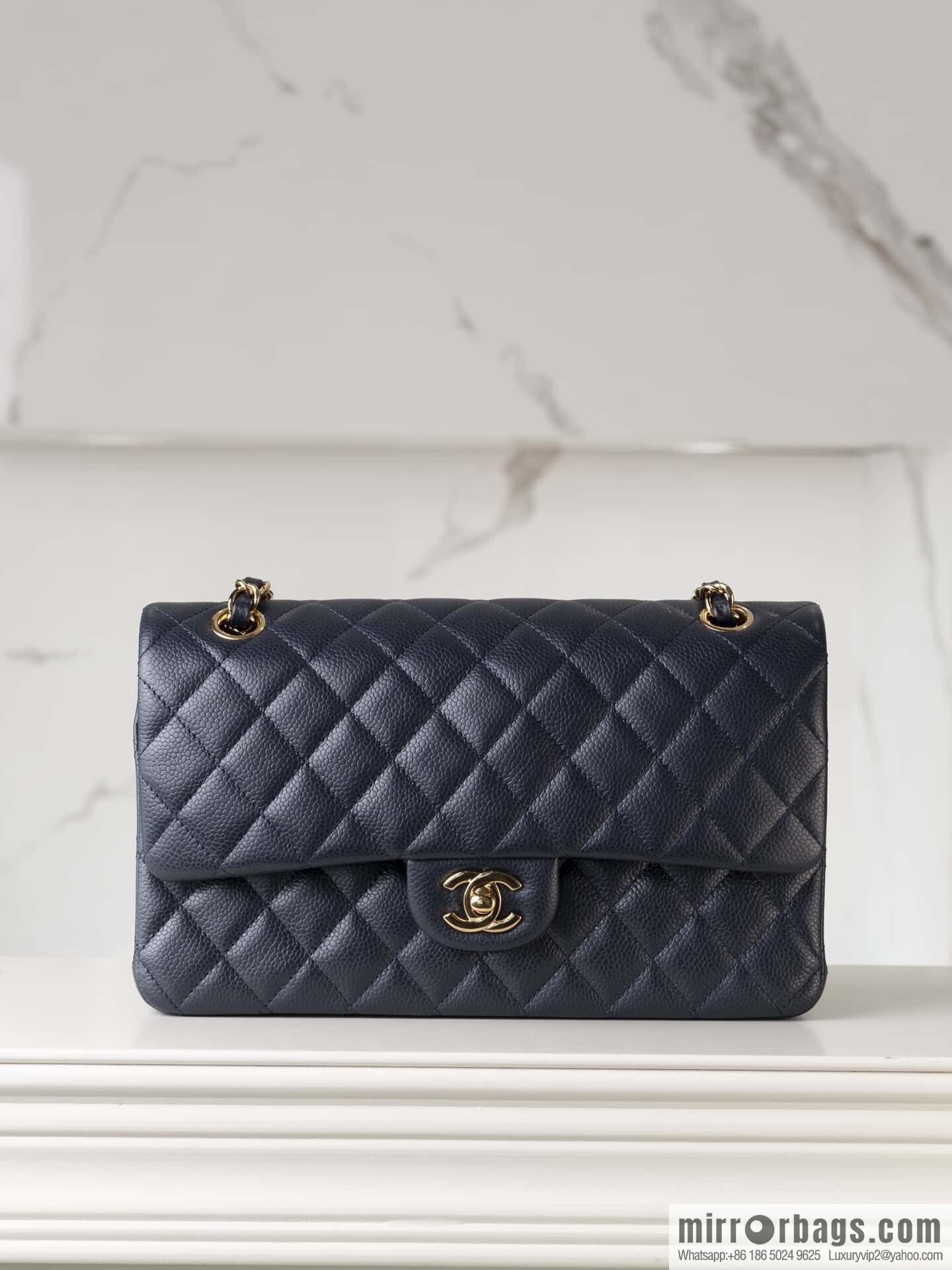 ℂ𝔽 𝗖𝗹𝗮𝘀𝘀𝗶𝗰 𝗙𝗹𝗮𝗽 | Original Litchi Pattern 🐂 Medium, Dark Blue A01112