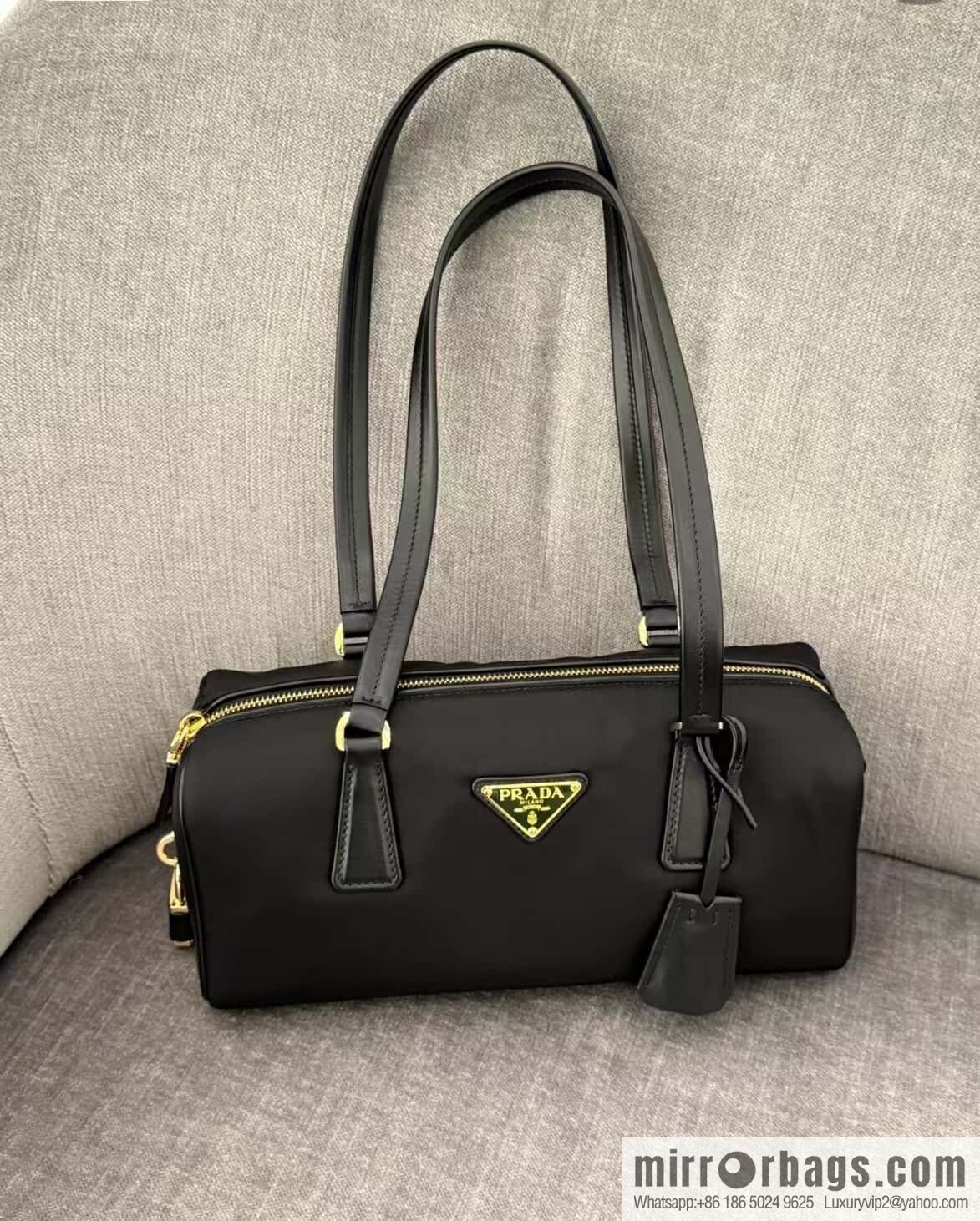 PRADA 🎉 new lock bag 🎉 1BB127 nylon cloth🎉🎉