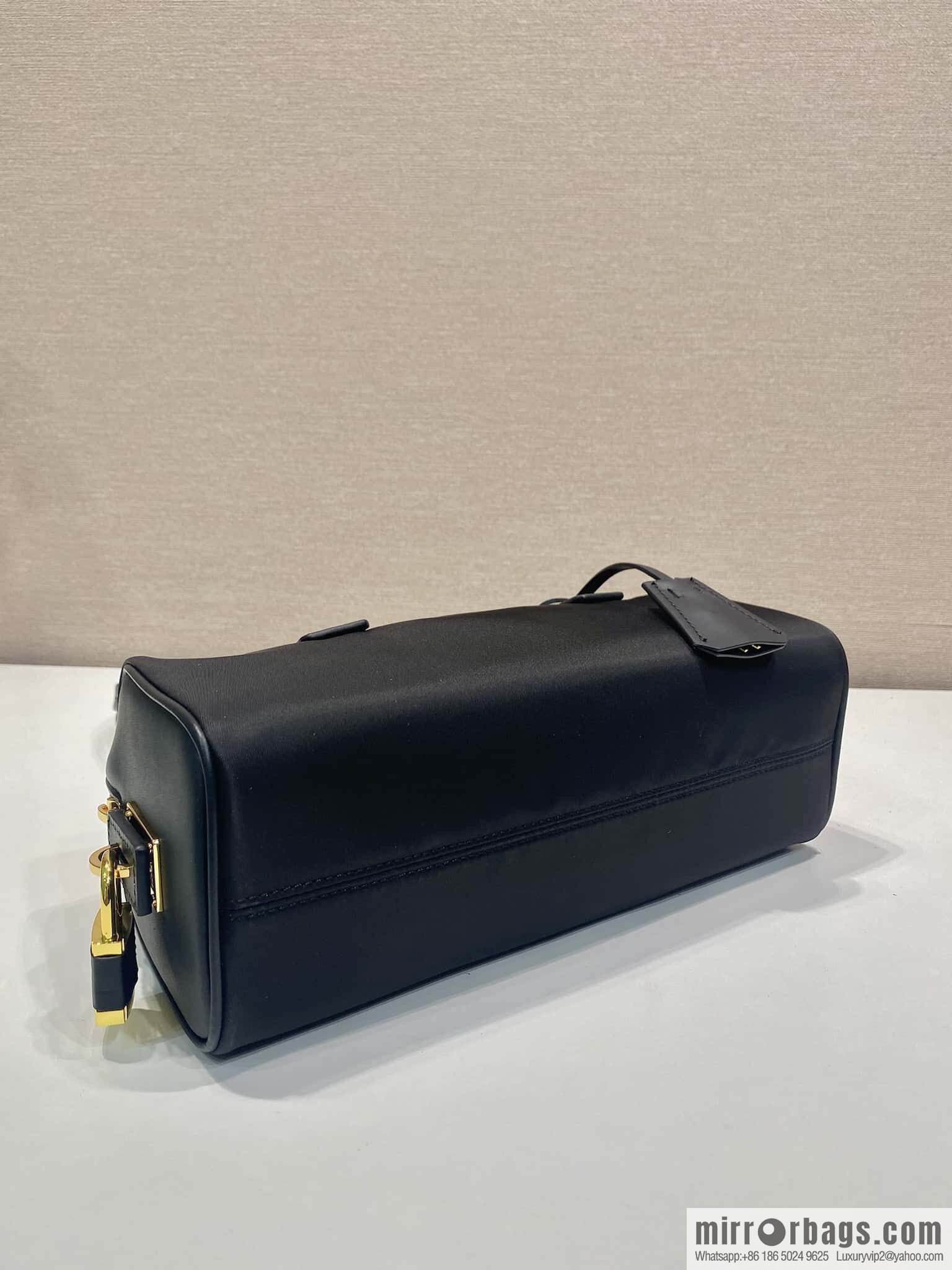 PRADA 🎉 new lock bag 🎉 1BB127 nylon cloth🎉🎉