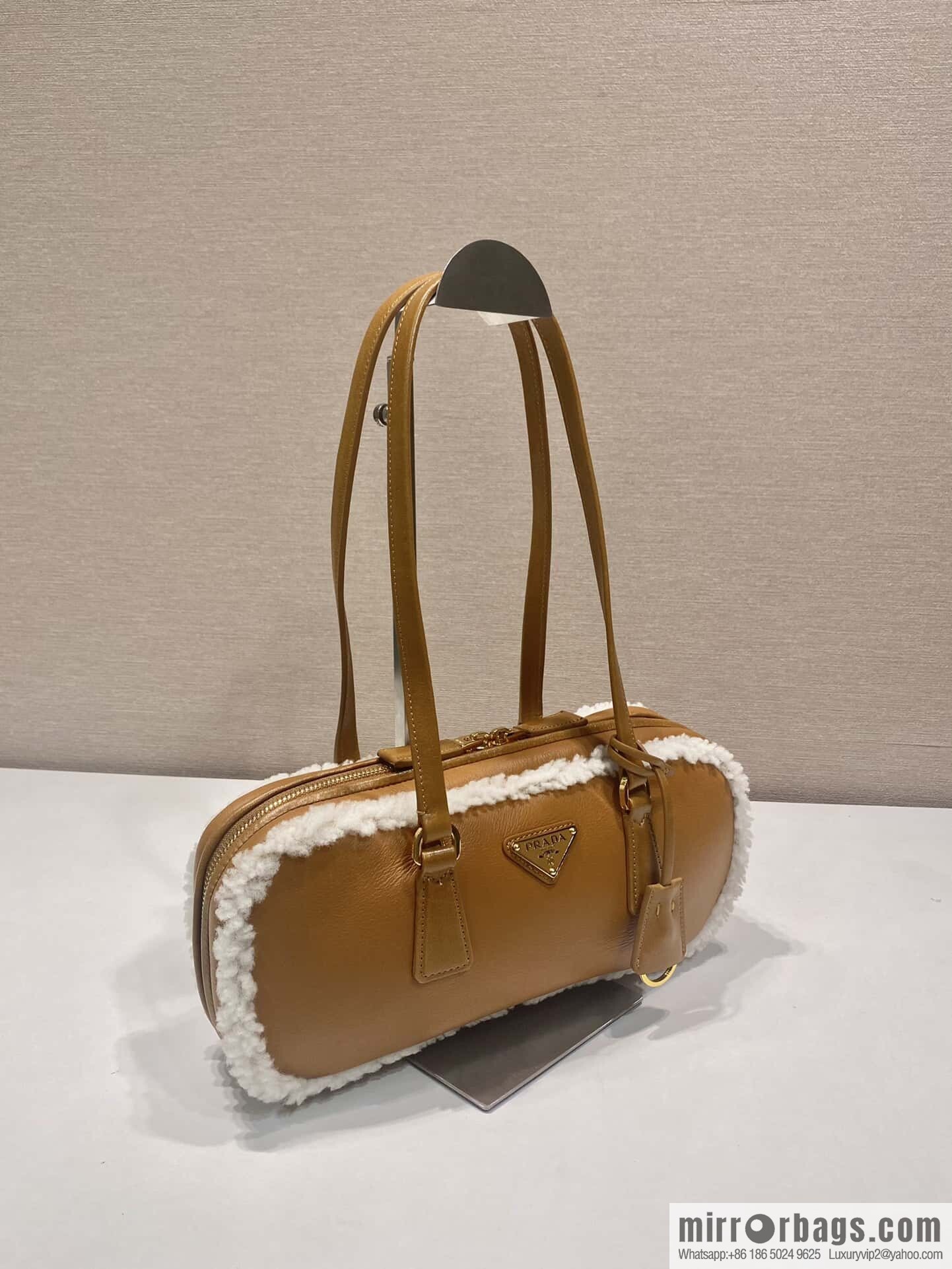 PRADA 🎉 new sheepskin 🎉 1BB124 new product🎉🎉