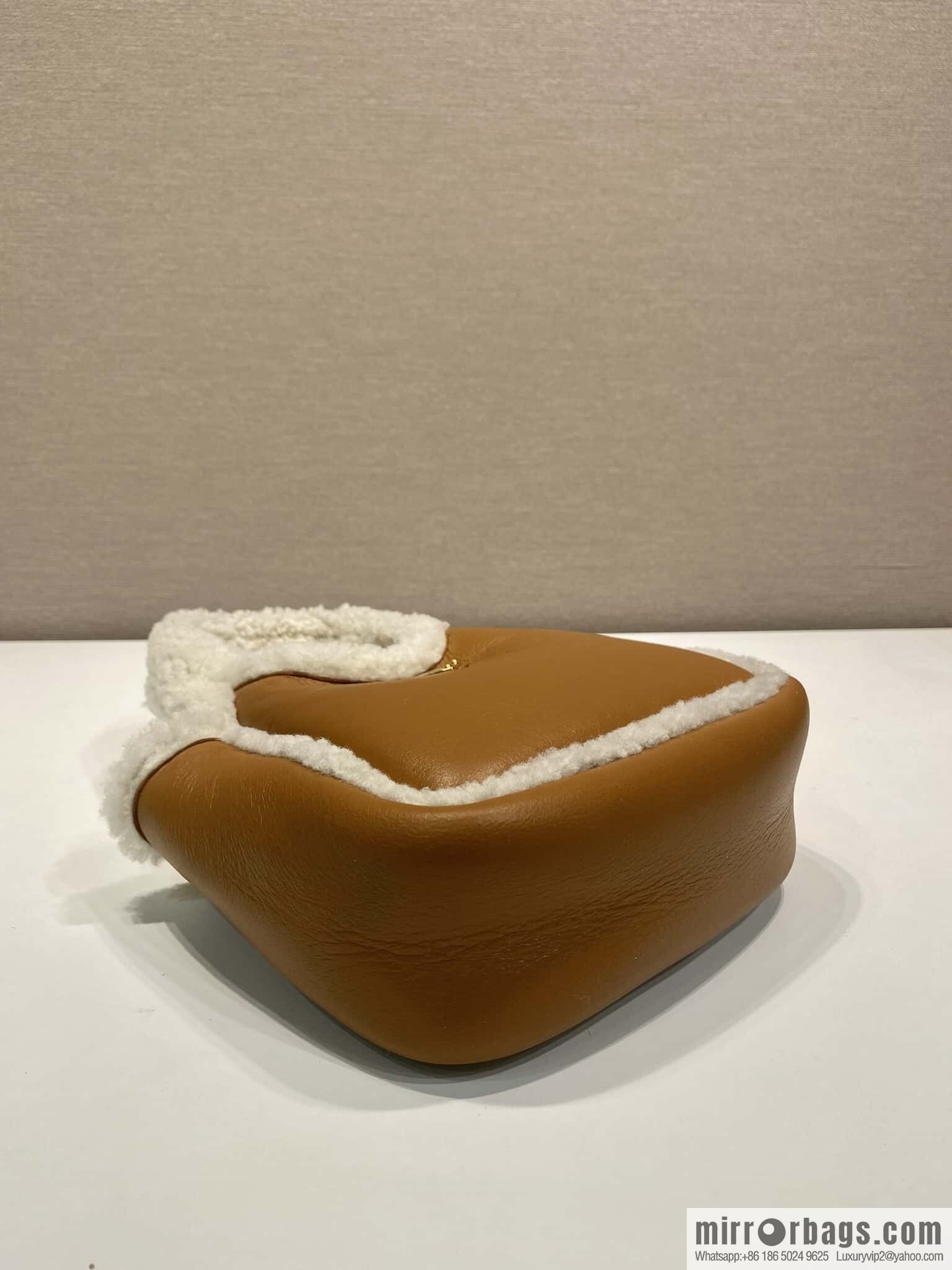 PRADA 🎉 sheepskin bucket bag 🎉 1BA349 new product🎉🎉