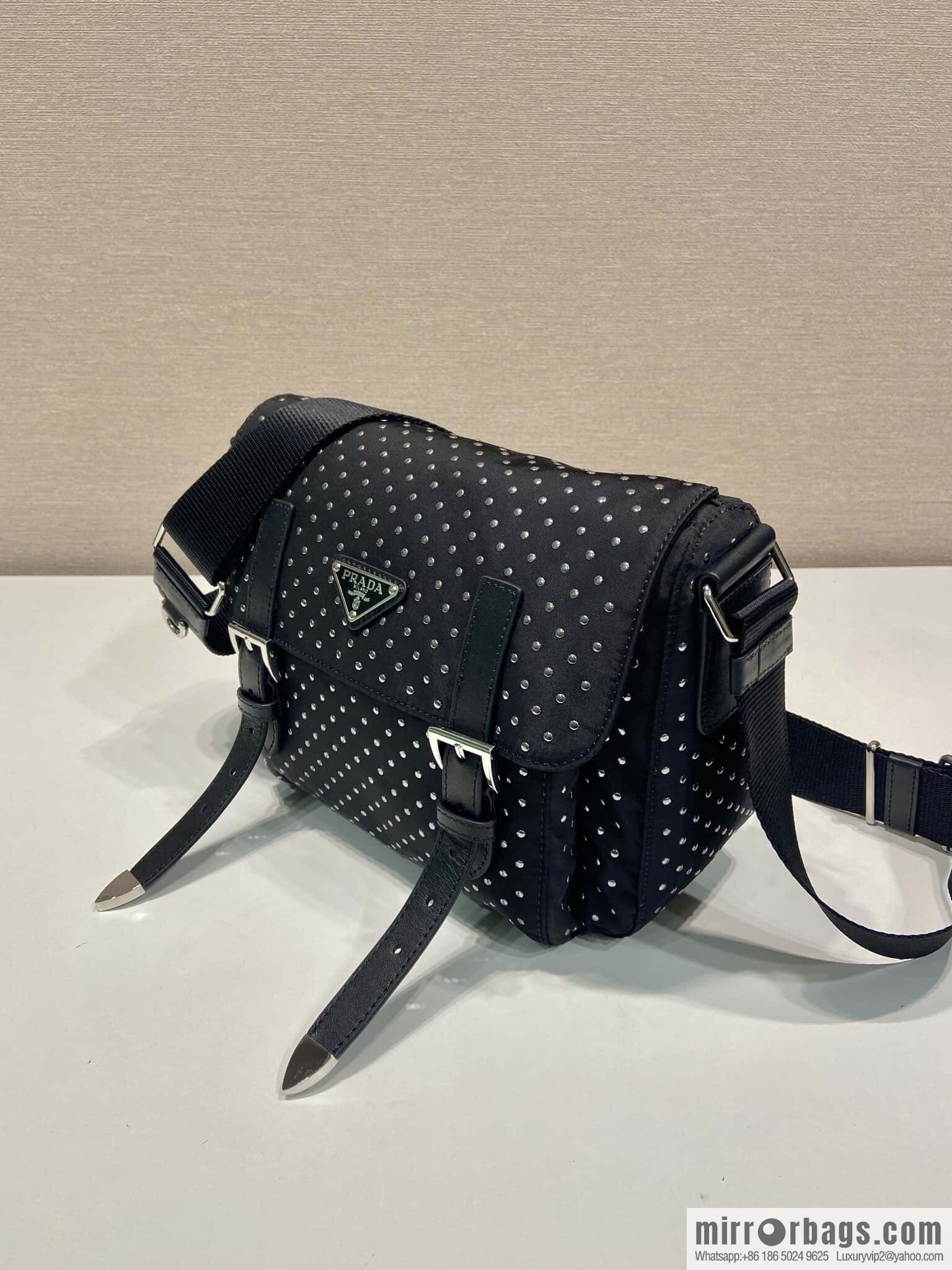 PRADA 🎉 rivet messenger bag 🎉 1BD382 new product🎉🎉