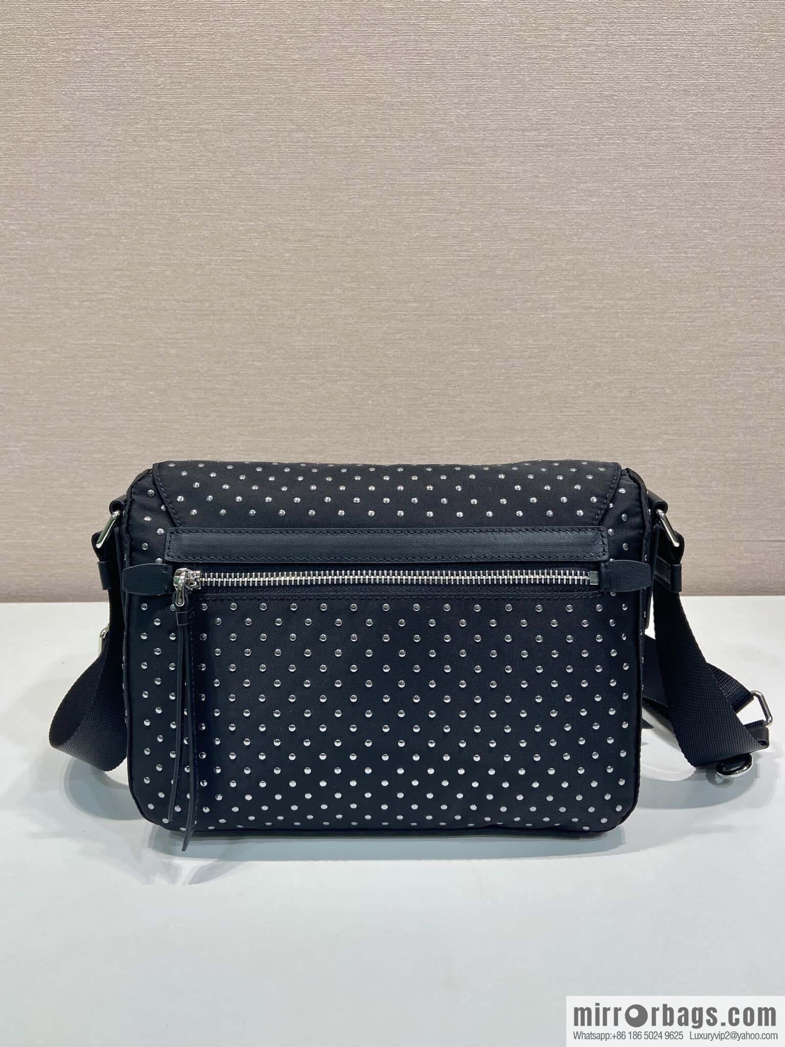 PRADA 🎉 rivet messenger bag 🎉 1BD382 new product🎉🎉