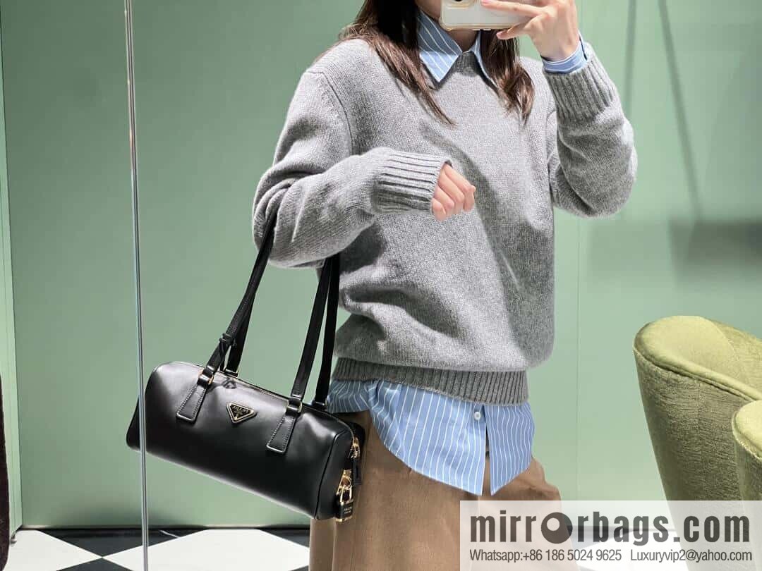 PRADA 🎉 padlock women 🎉 1BB127 new 🎉🎉 black