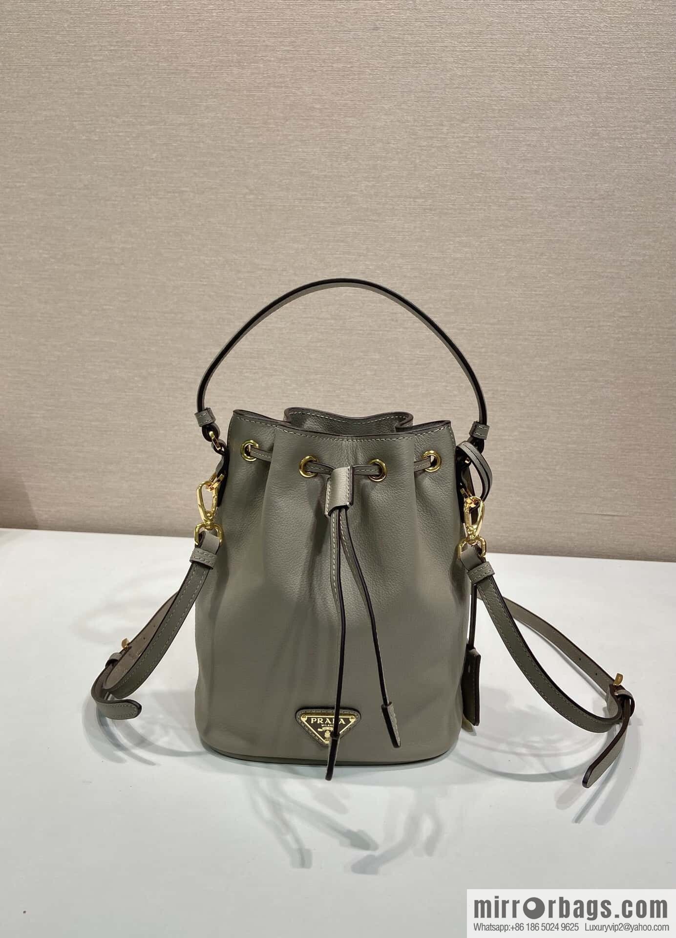 PRADA 🎉 calfskin bucket bag 🎉 1BE067 new product🎉🎉