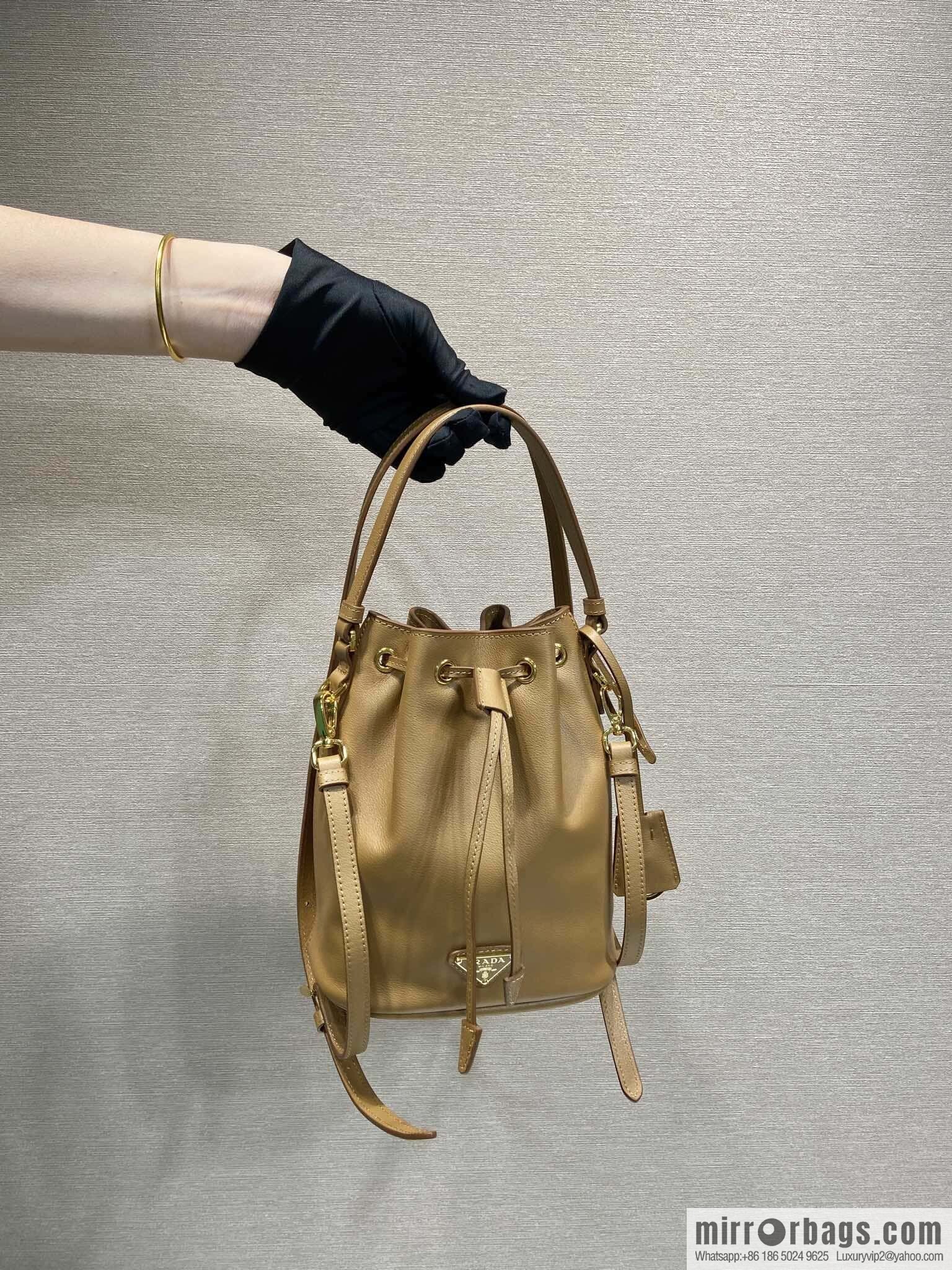PRADA 🎉 calfskin bucket bag 🎉 1BE067 new 🎉🎉 brown