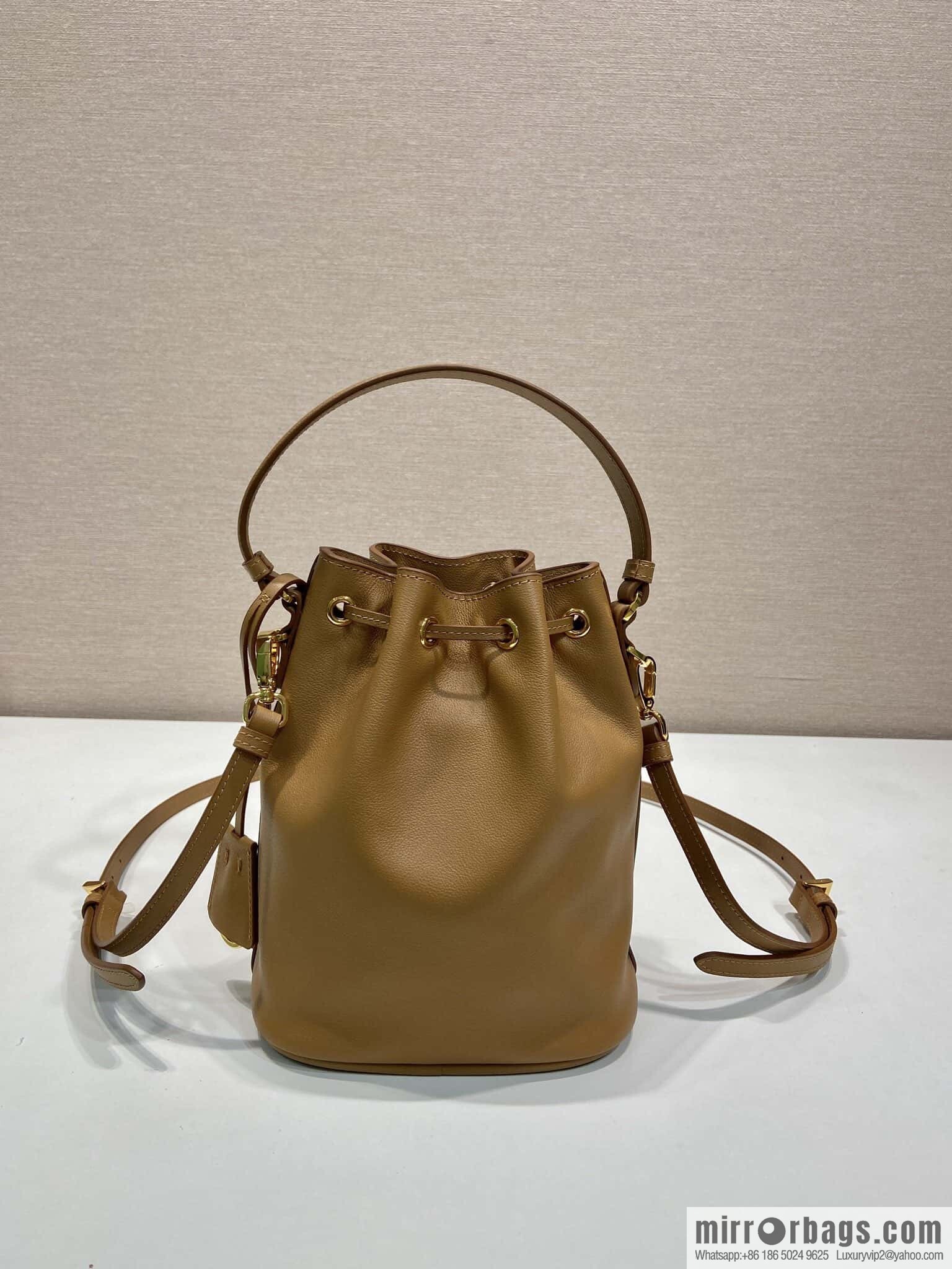 PRADA 🎉 calfskin bucket bag 🎉 1BE067 new 🎉🎉 brown