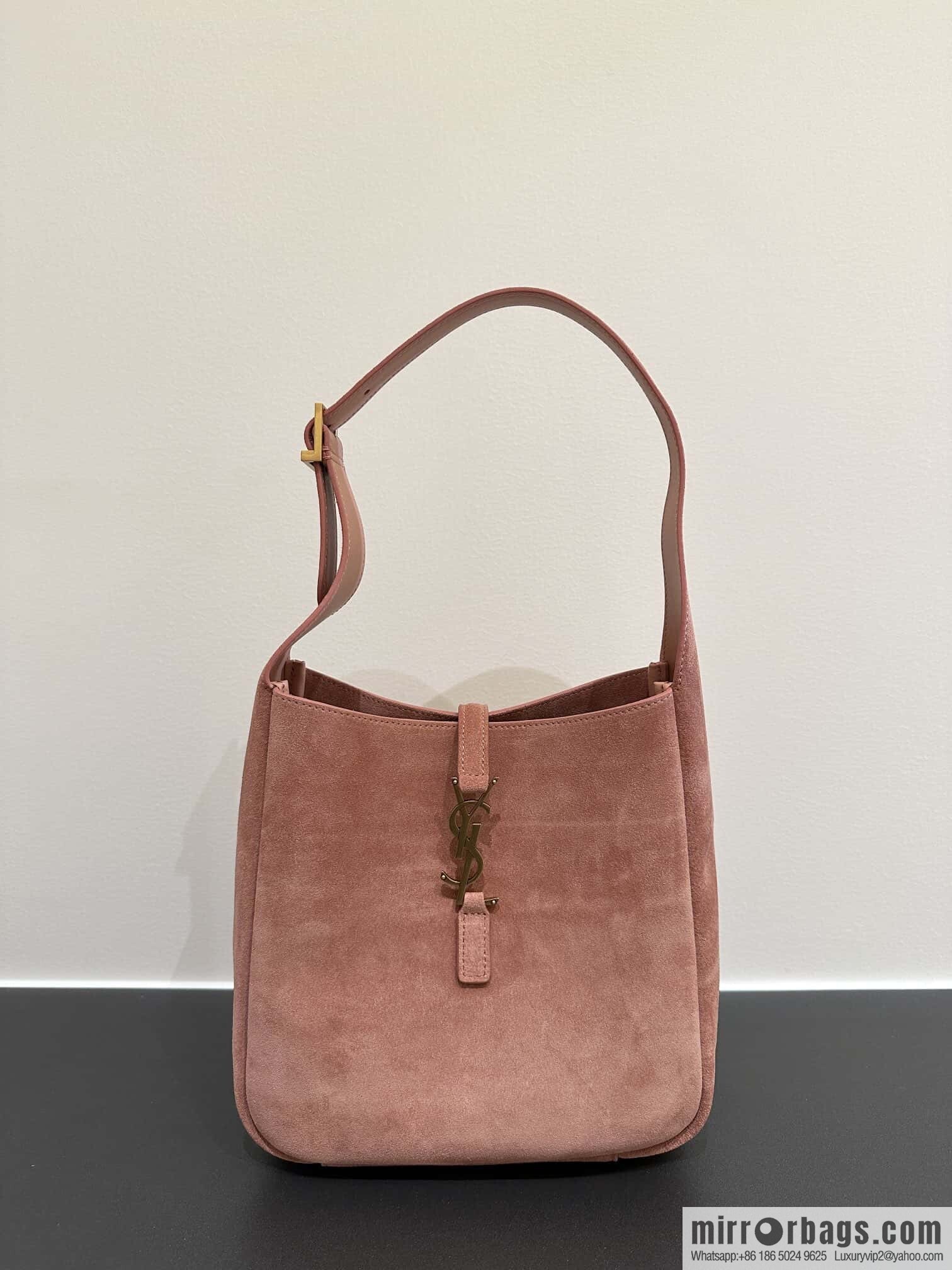 YSL 🆕 pink suede 𝗛𝗼𝗯𝗼 𝗟𝗘 𝟱𝗔𝟳 armpit bag 713938