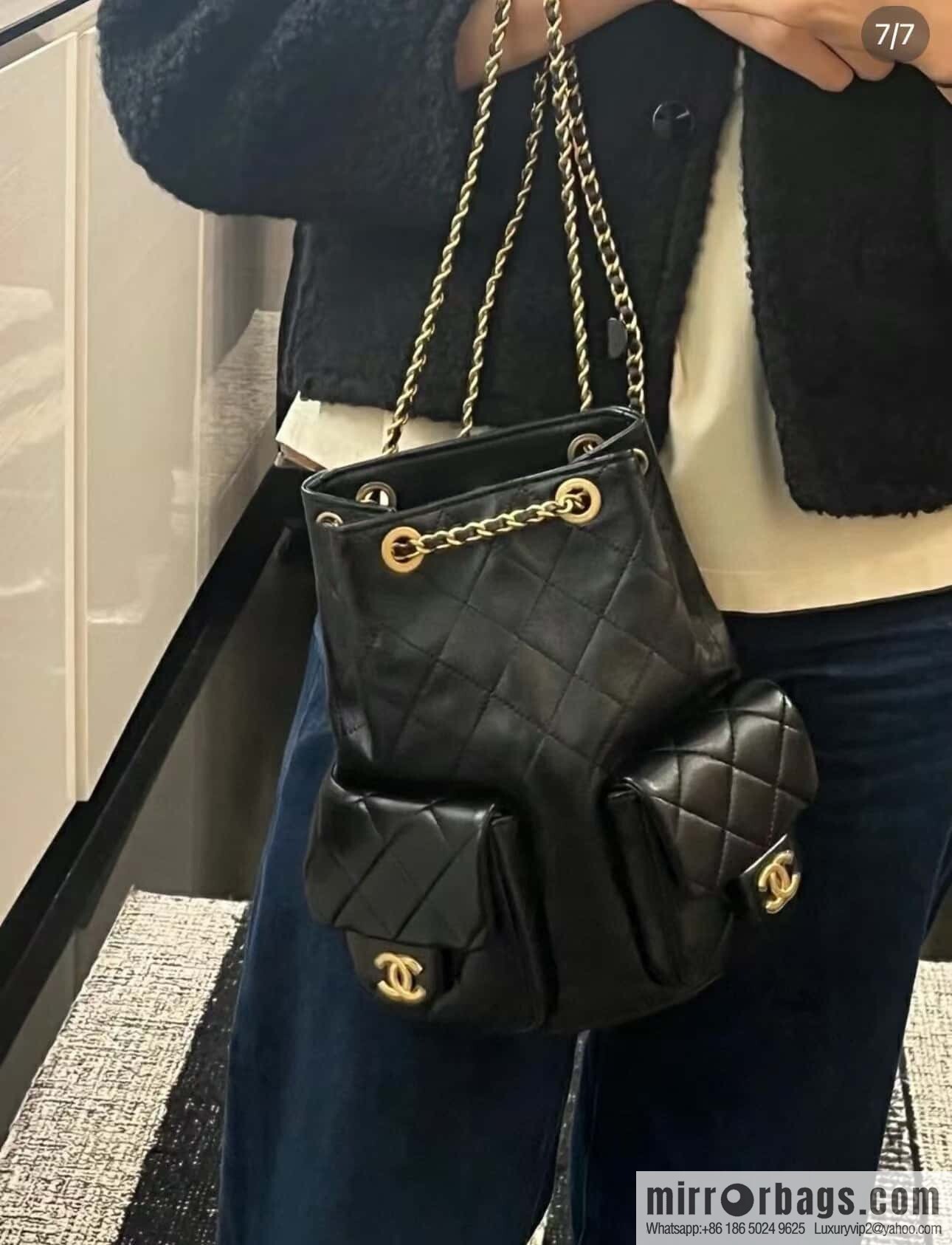 𝐂𝐡𝐚𝐧𝐞𝐥 𝟐𝟓𝐜 early spring vacation series, backpack, black gold 🖤 AS5310