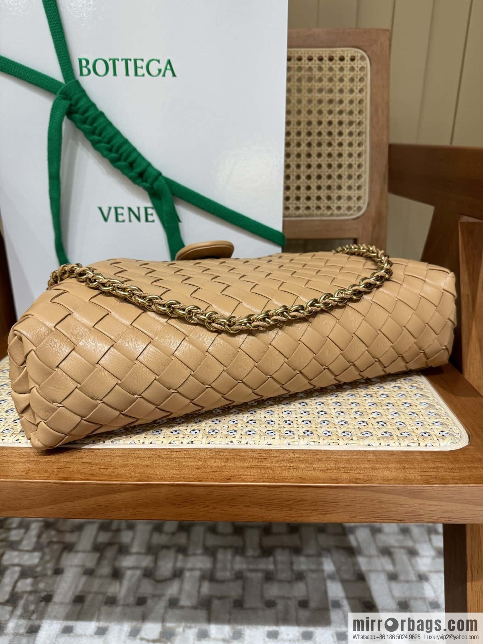 BV Lauren 1980 Almond 785807