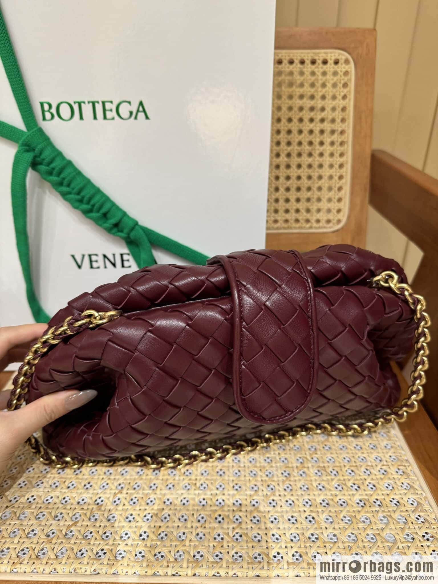 BV Lauren 1980 Barolo 785807