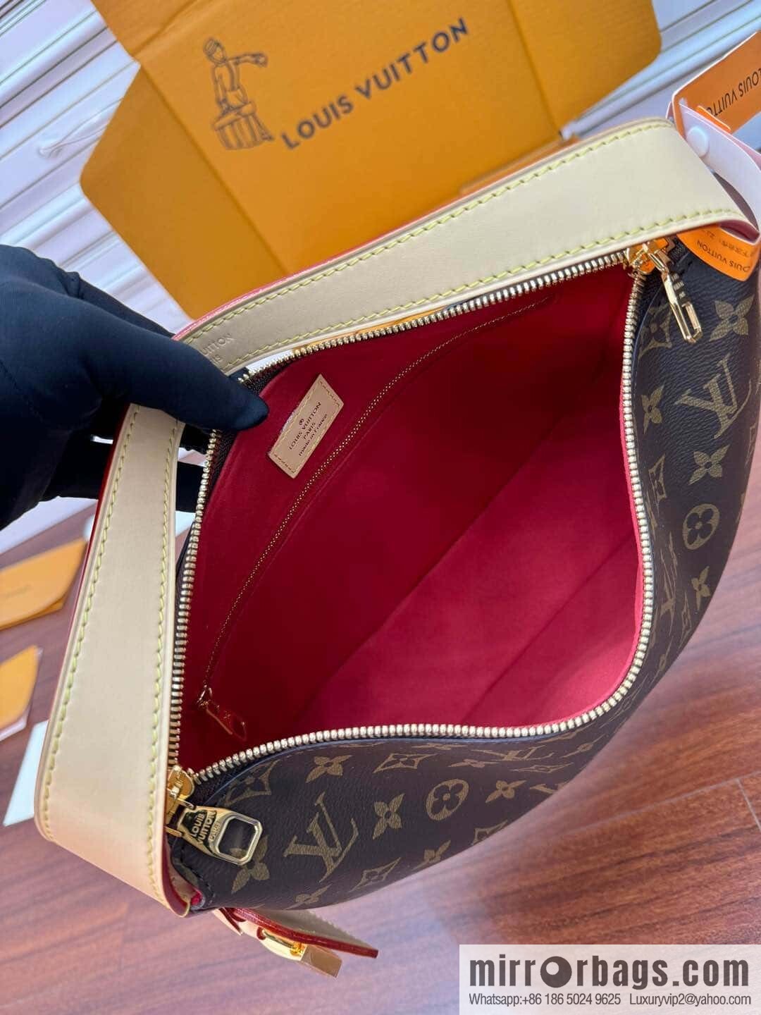 LV M11952 Slouchy PM