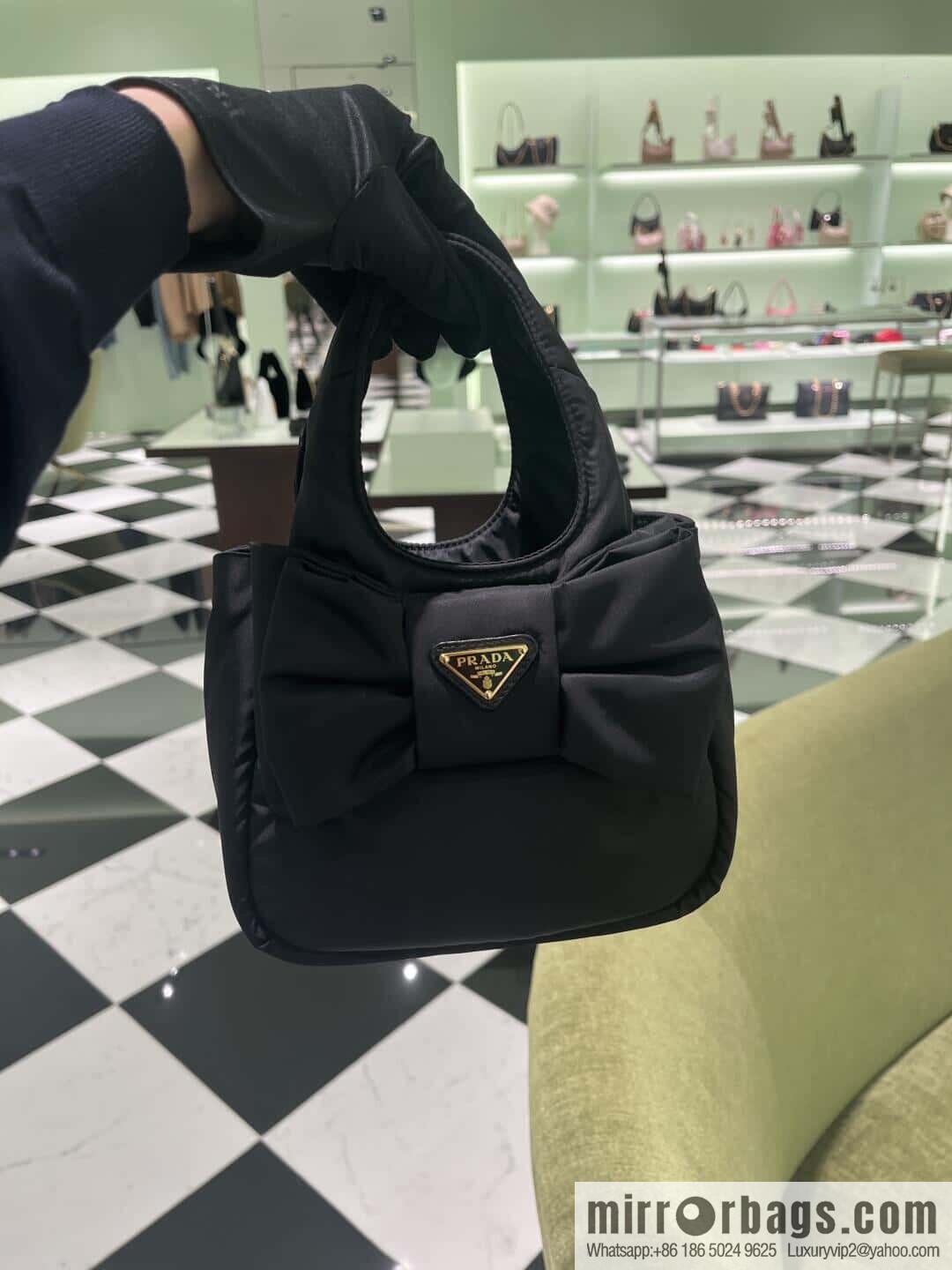 PRADA ๐ bow ๐ 1BA359 vegetable basket๐๐