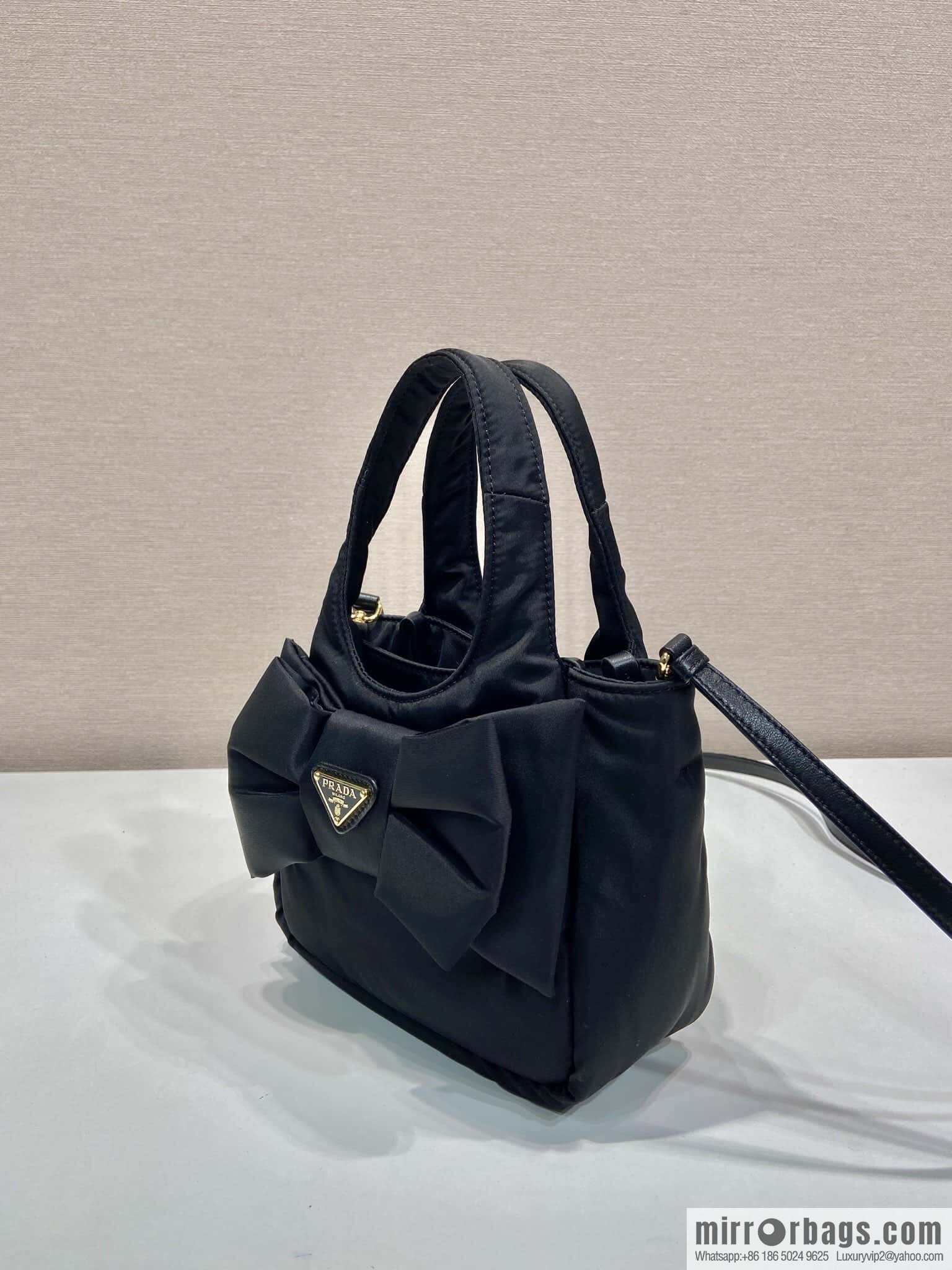 PRADA ๐ bow ๐ 1BA359 vegetable basket๐๐