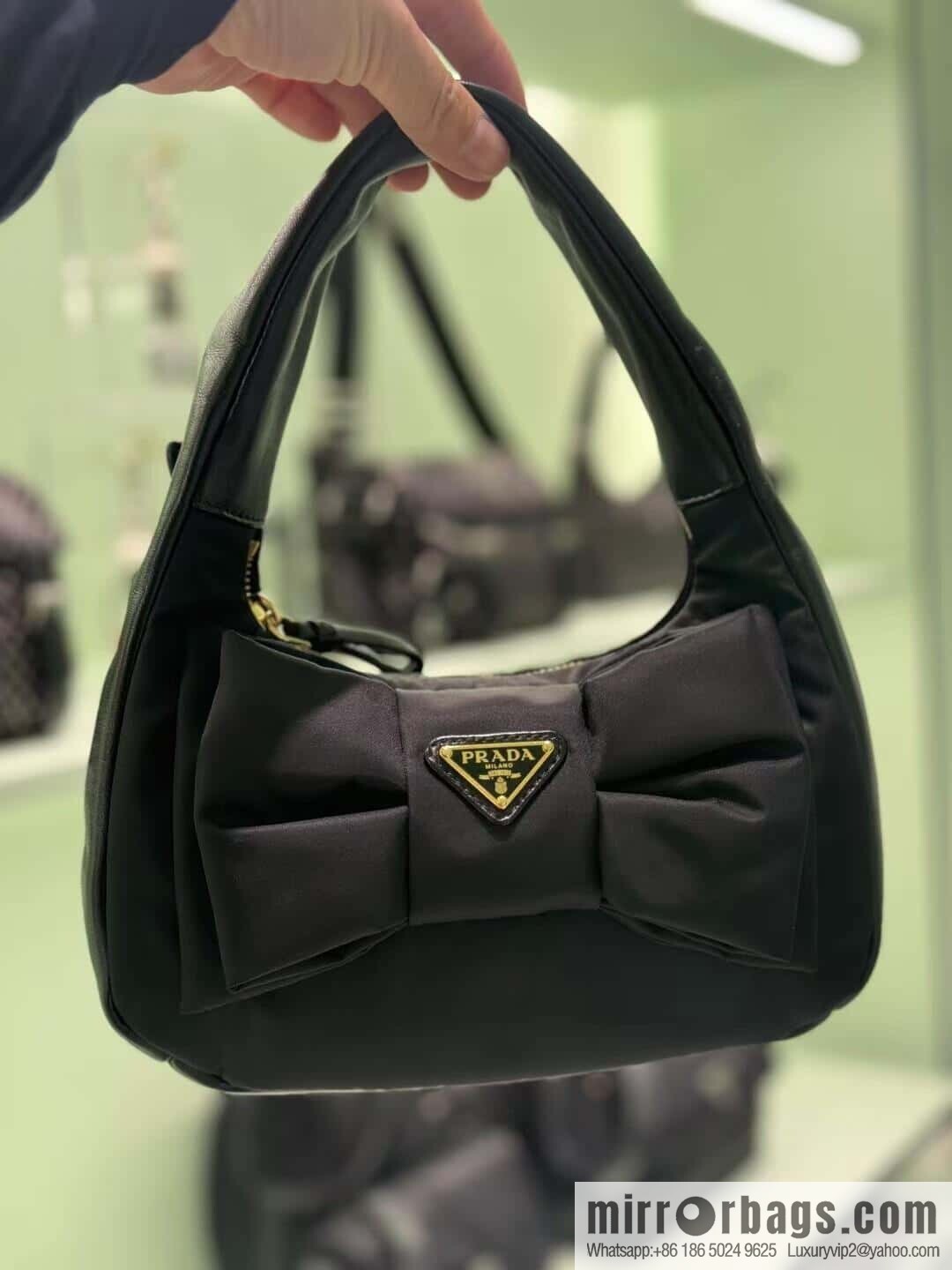 PRADA ๐ bow ๐ 1BC241 armpit bag๐๐