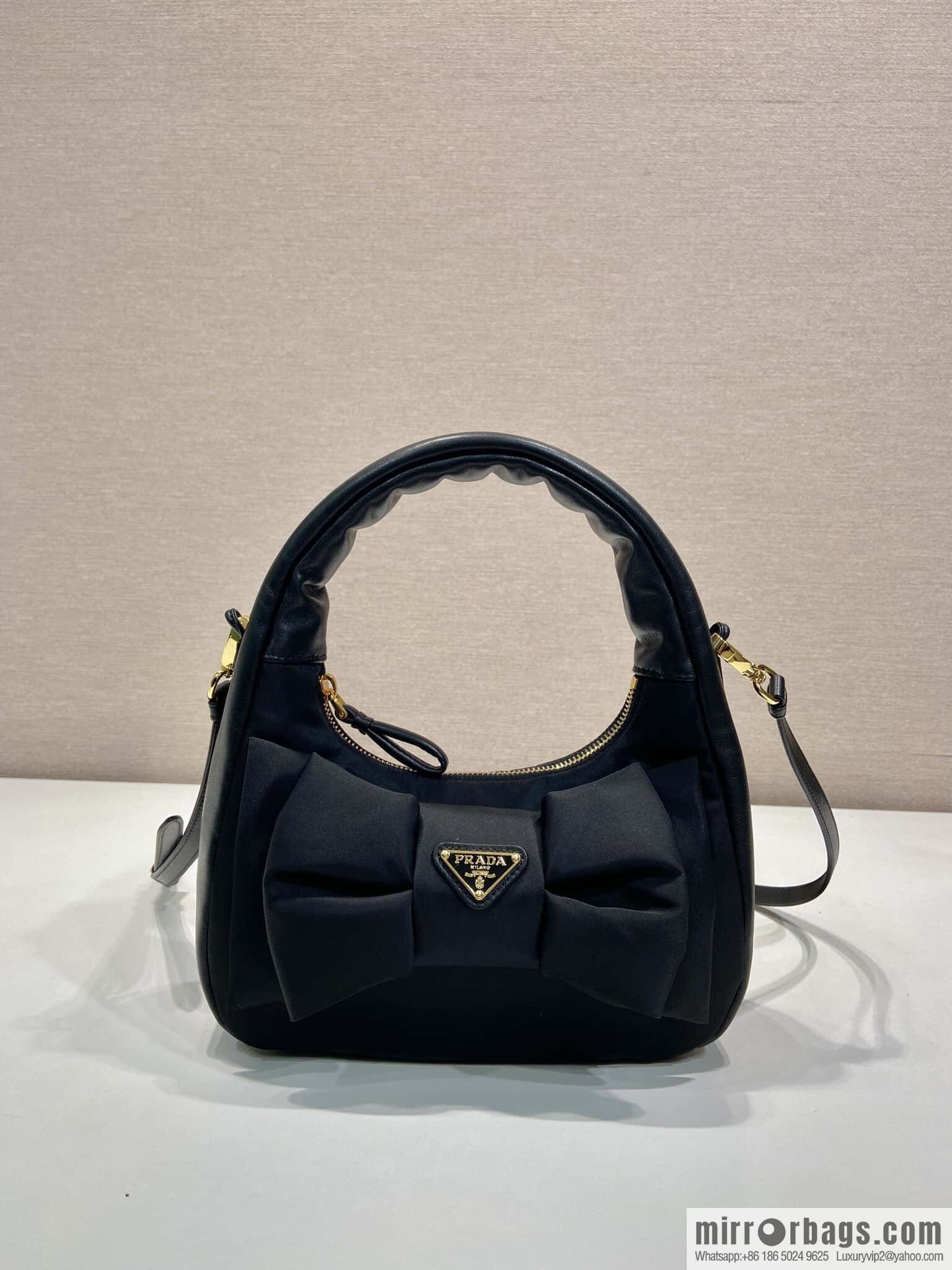 PRADA ๐ bow ๐ 1BC241 armpit bag๐๐