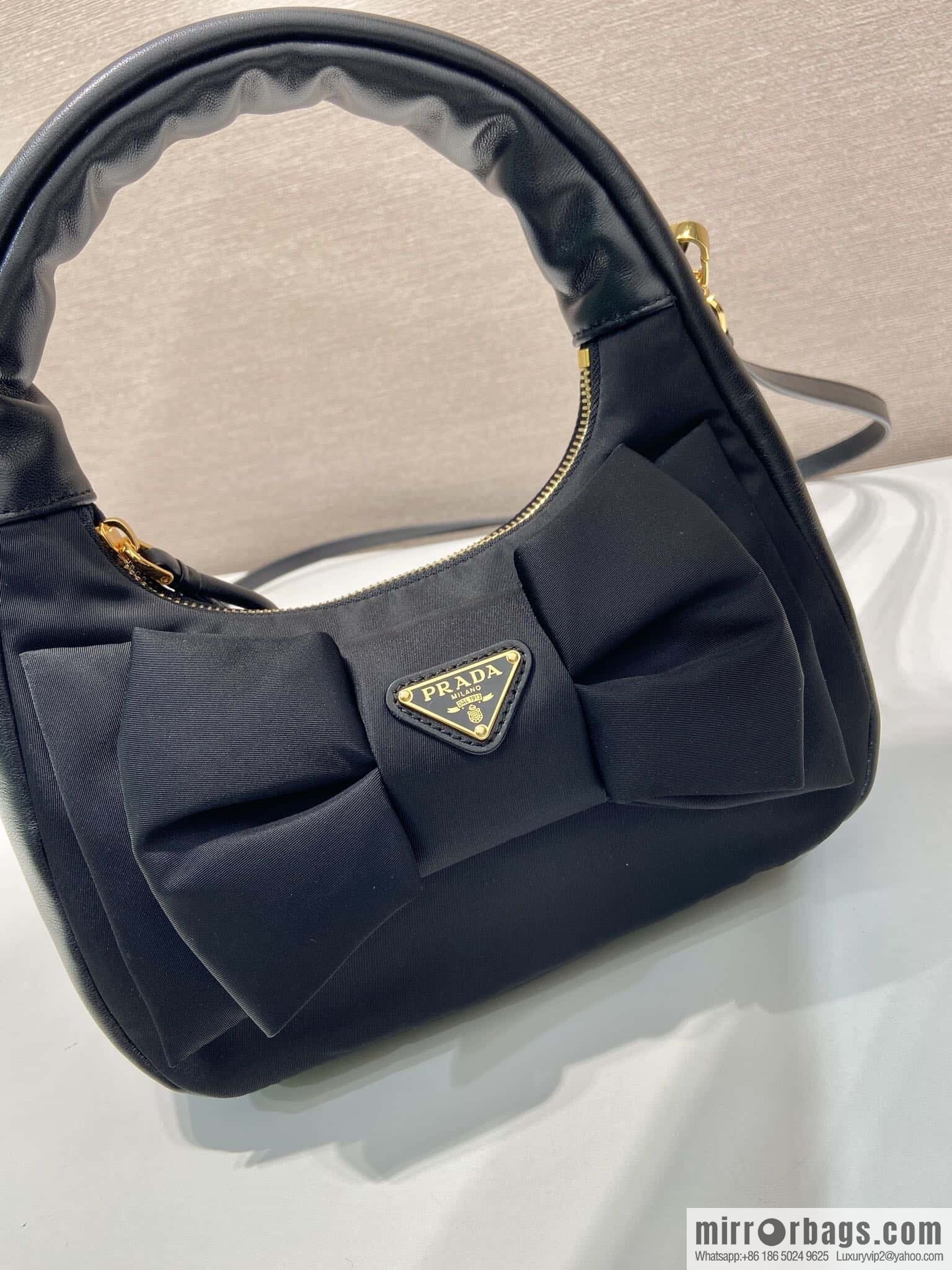 PRADA ๐ bow ๐ 1BC241 armpit bag๐๐
