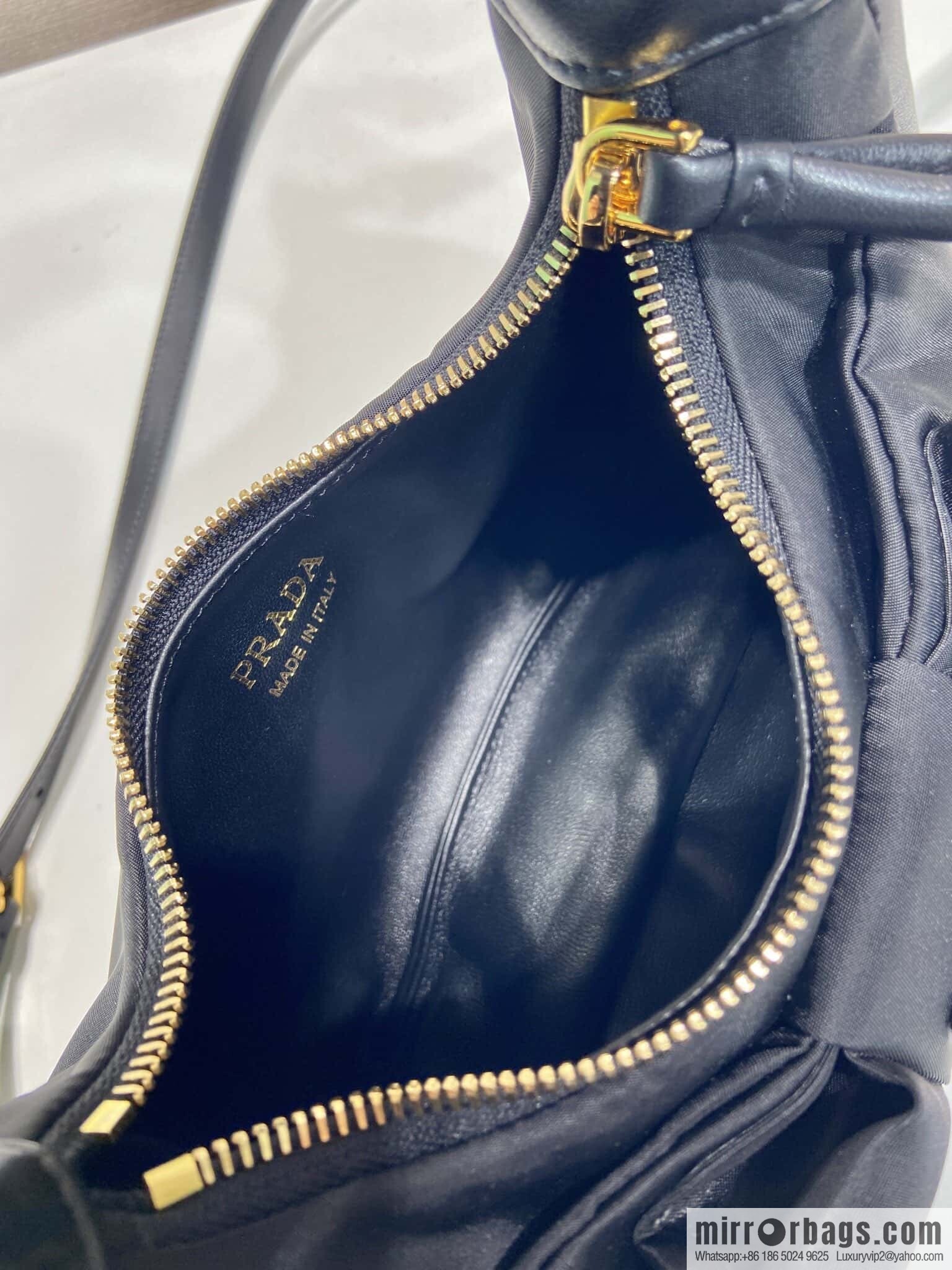 PRADA ๐ bow ๐ 1BC241 armpit bag๐๐