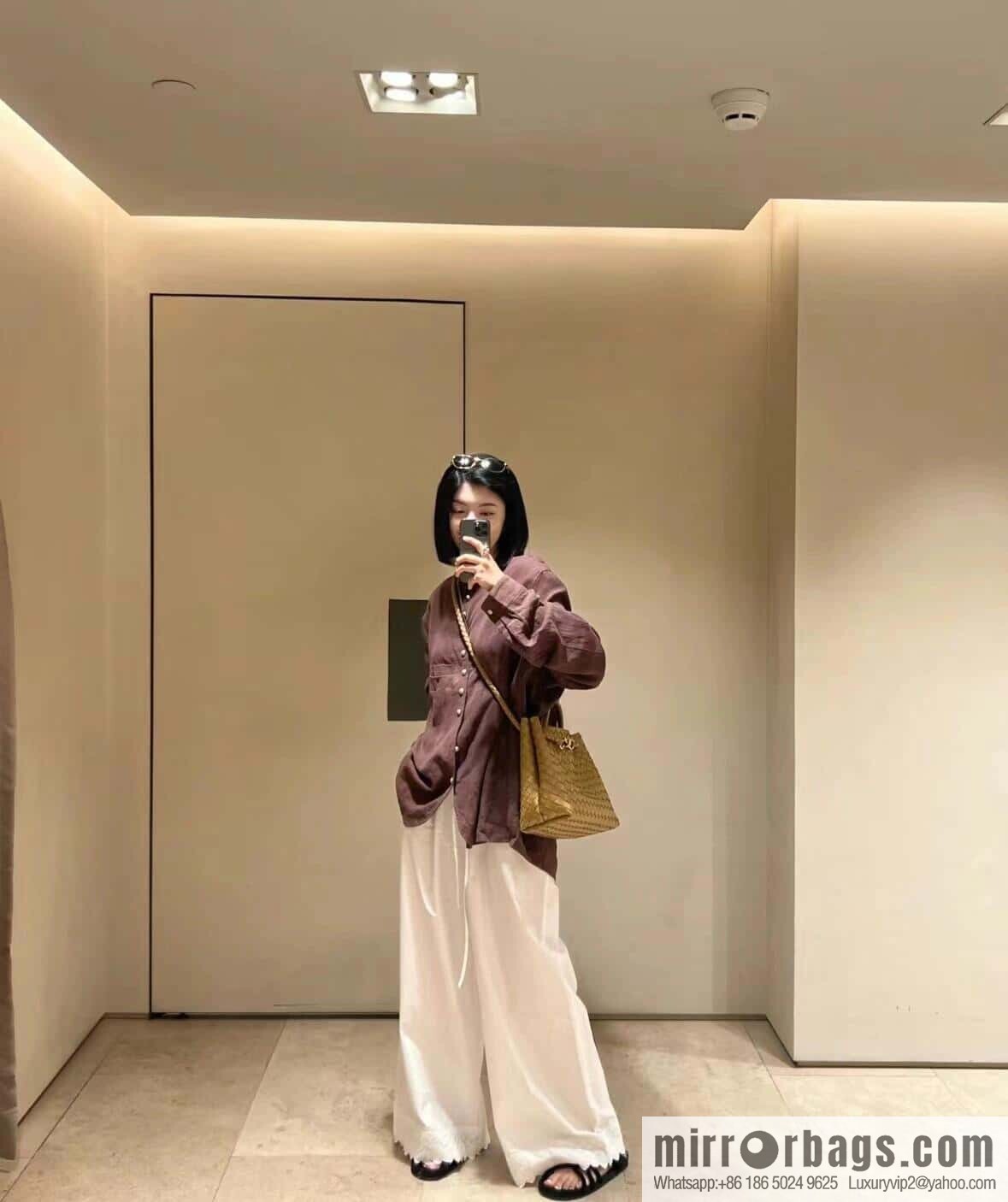 BV M Andiamond 766016 Deep Nut Brown