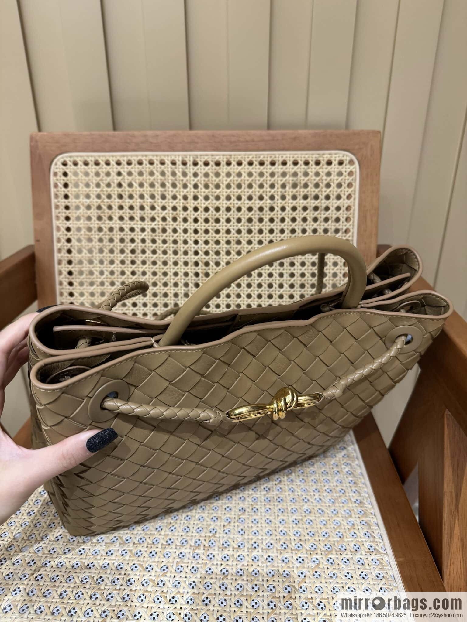 BV M Andiamond 766016 Deep Nut Brown