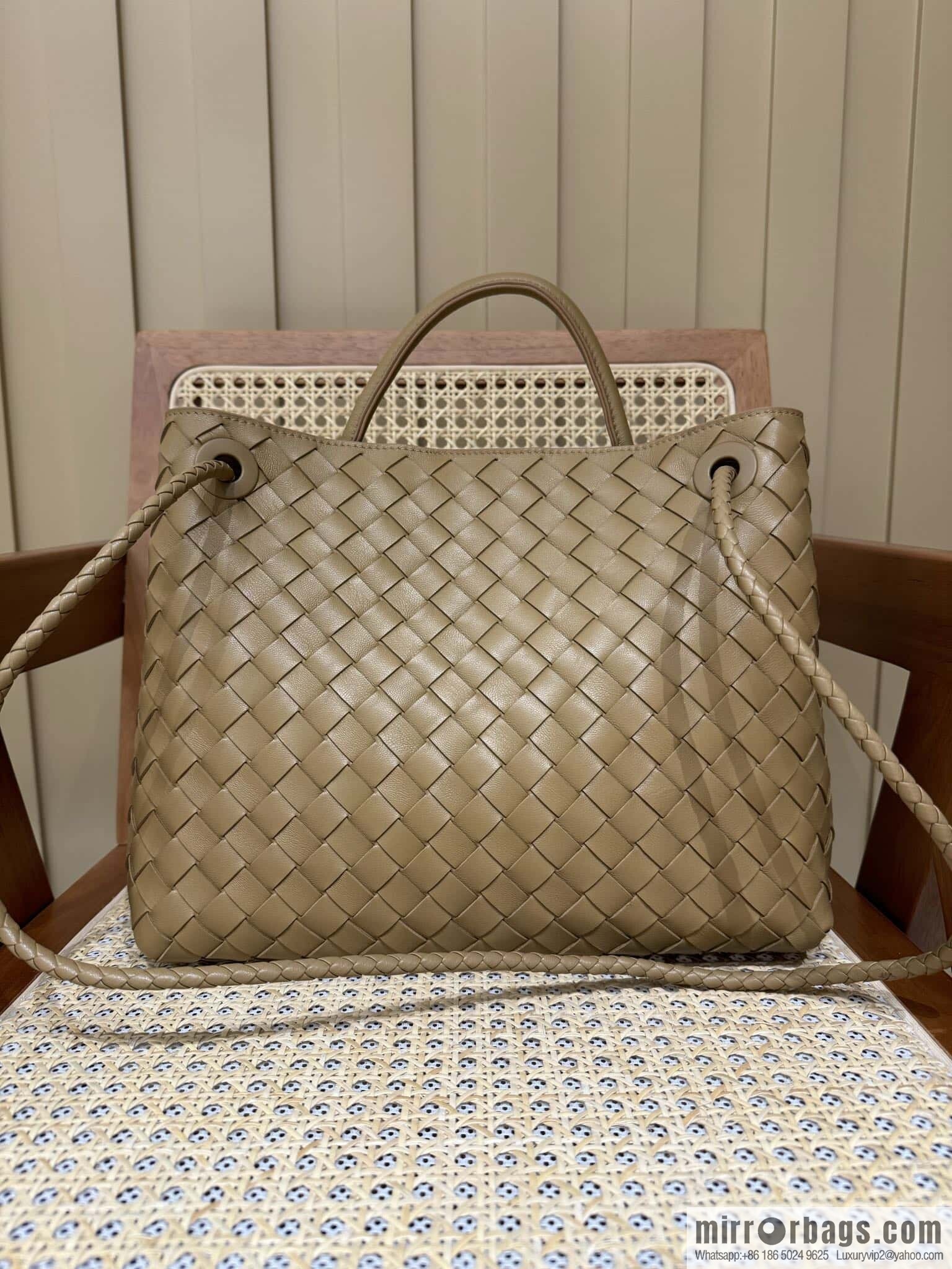 BV M Andiamond 766016 Deep Nut Brown
