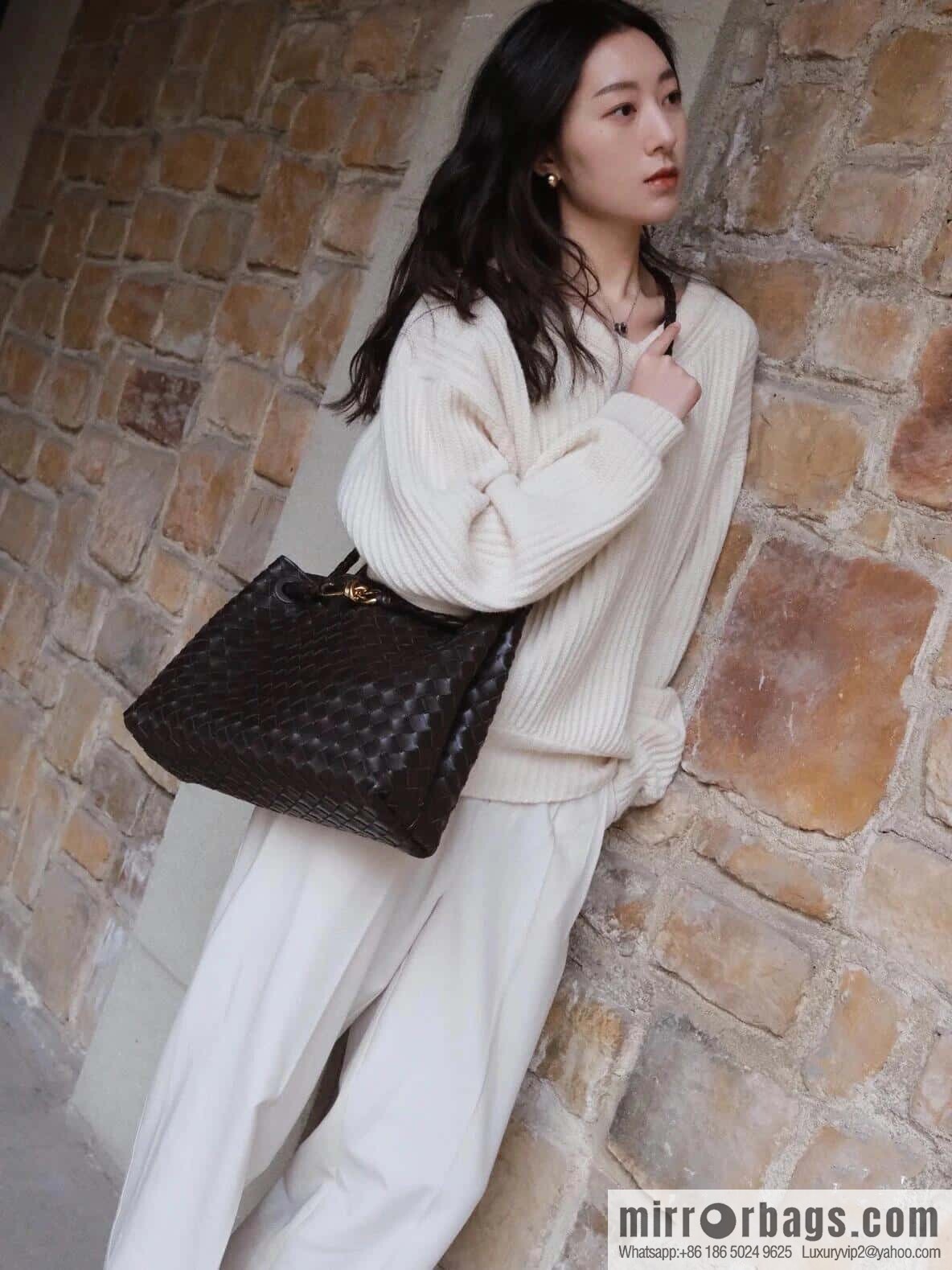 BV M Andiamond 766016 Chocolate Brown