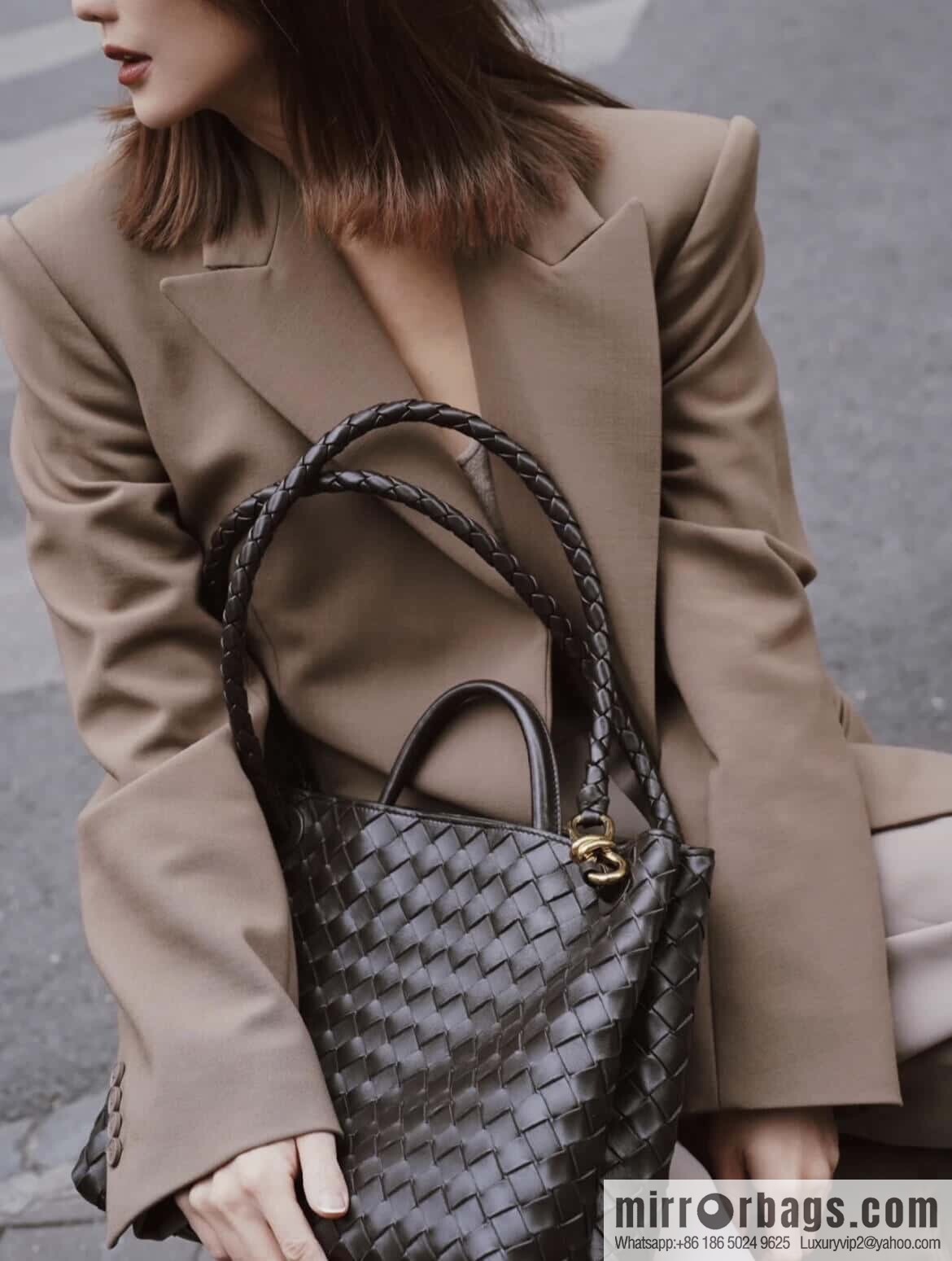 BV M Andiamond 766016 Chocolate Brown