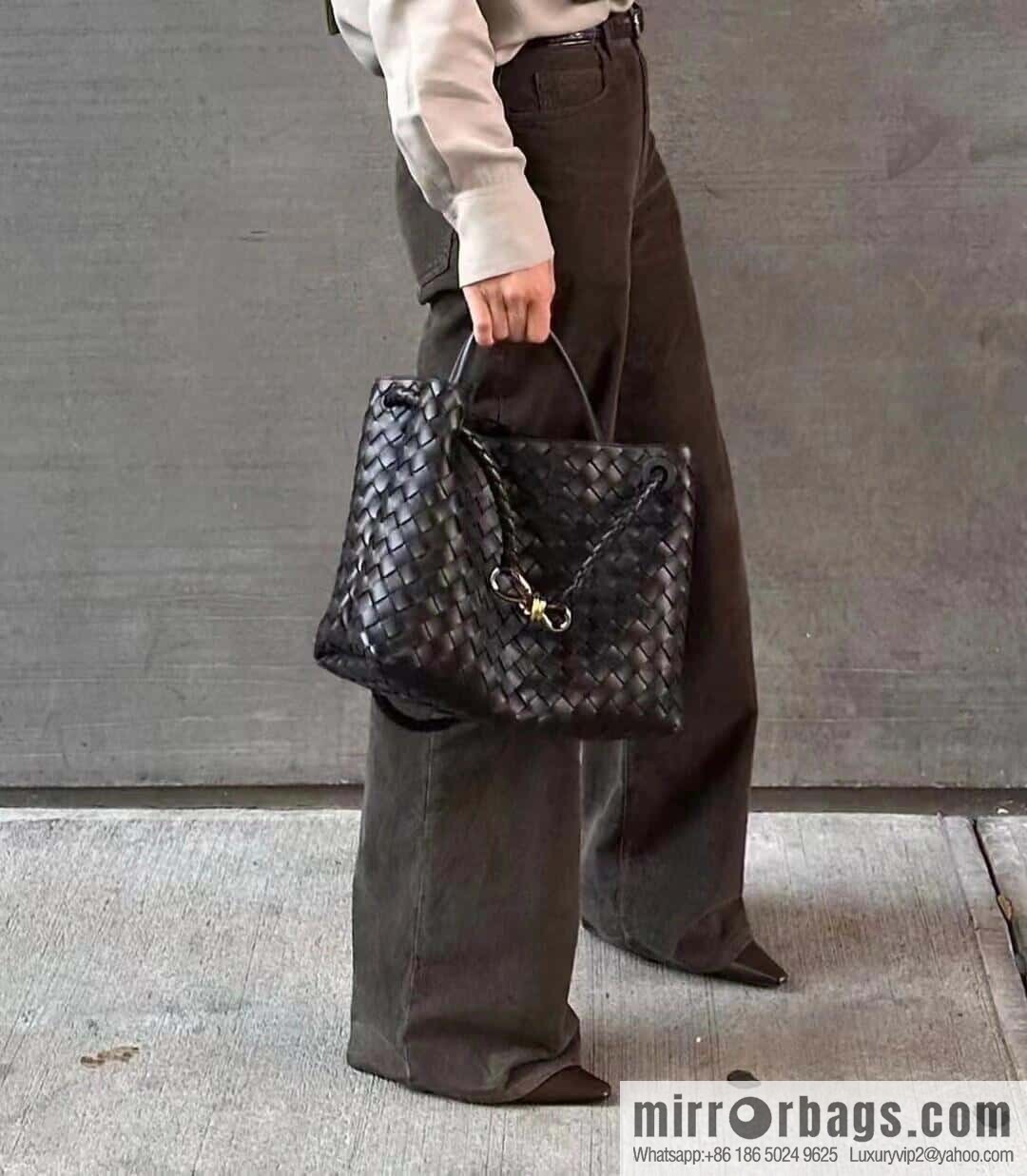 BV M Andiamond 766016 Chocolate Brown