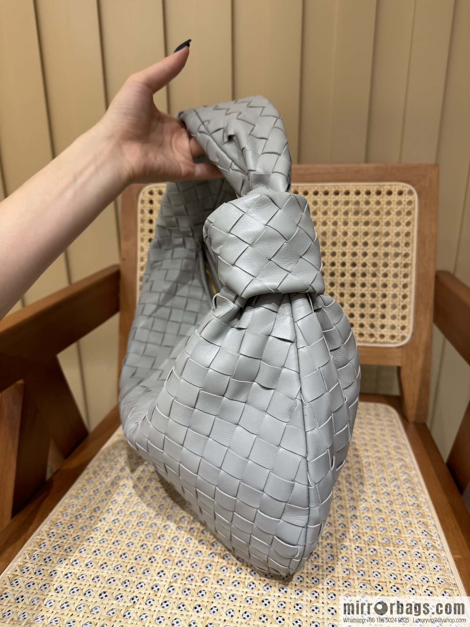 BV Jodie Shoulder Backpack 600261 Agate Grey