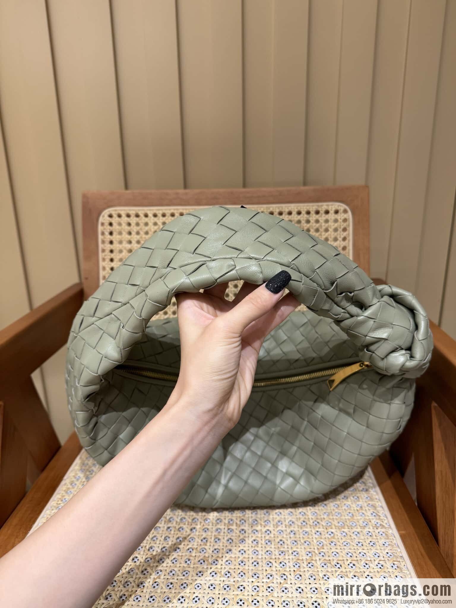 BV Jodie Shoulder Backpack 600261 Travertine Green