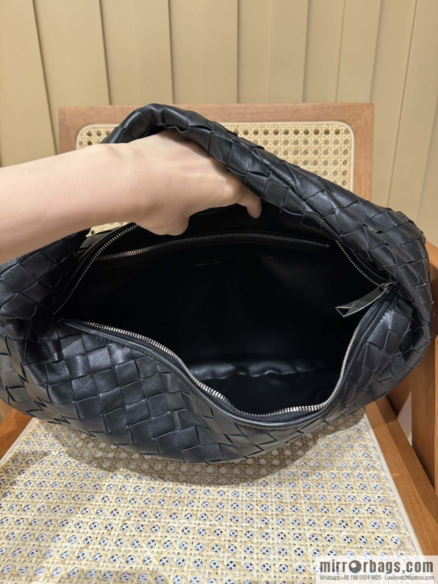 BV Jodie Shoulder Backpack 600261 Black