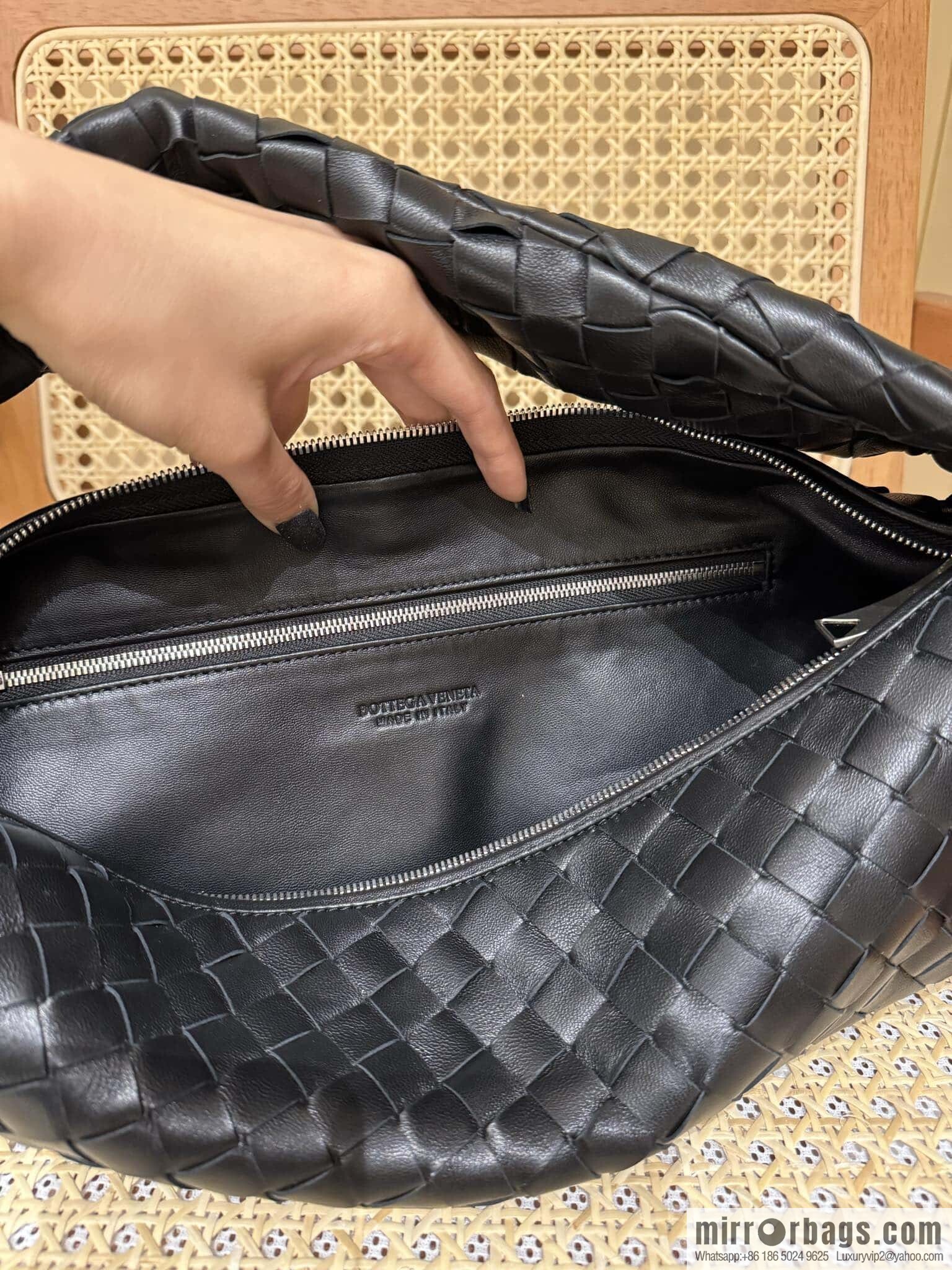 BV Jodie Shoulder Backpack 600261 Black