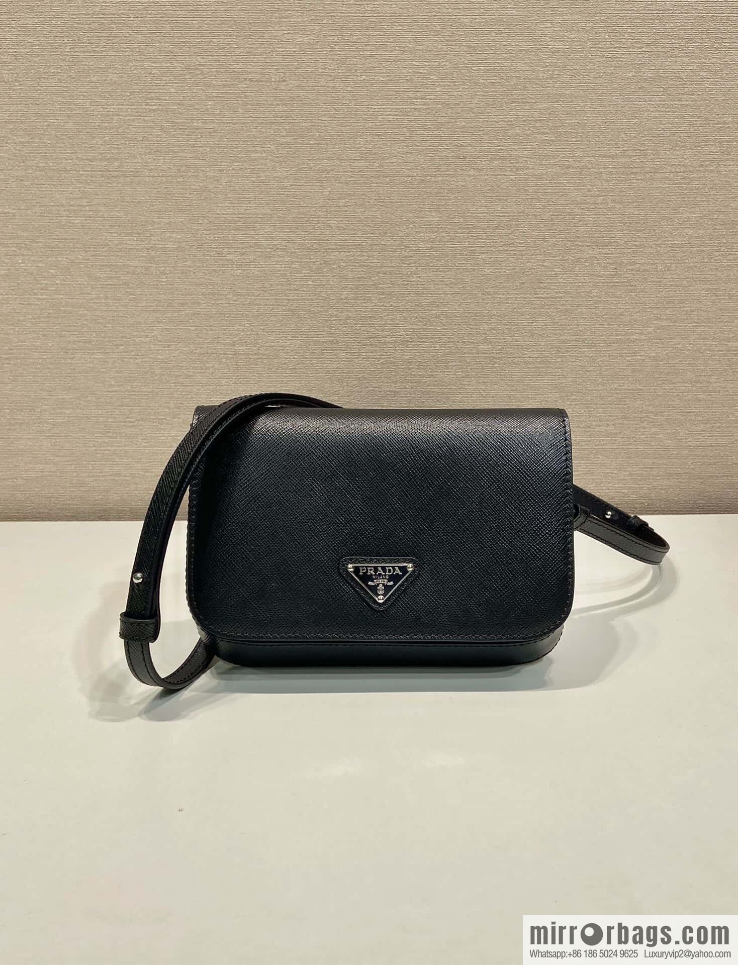 PRADA ๐ new ๐ 2VD061 cross pattern ๐ black