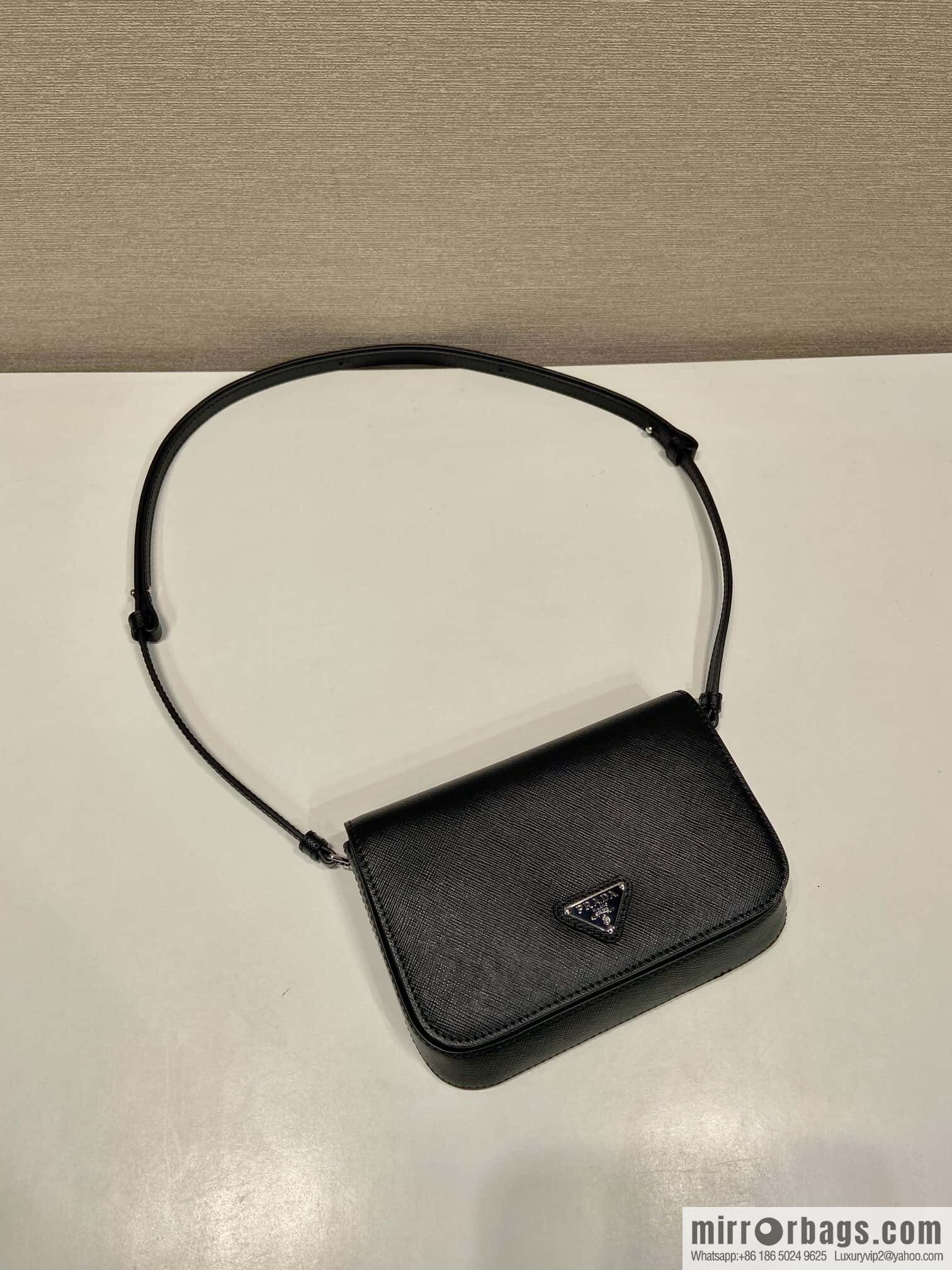 PRADA ๐ new ๐ 2VD061 cross pattern ๐ black
